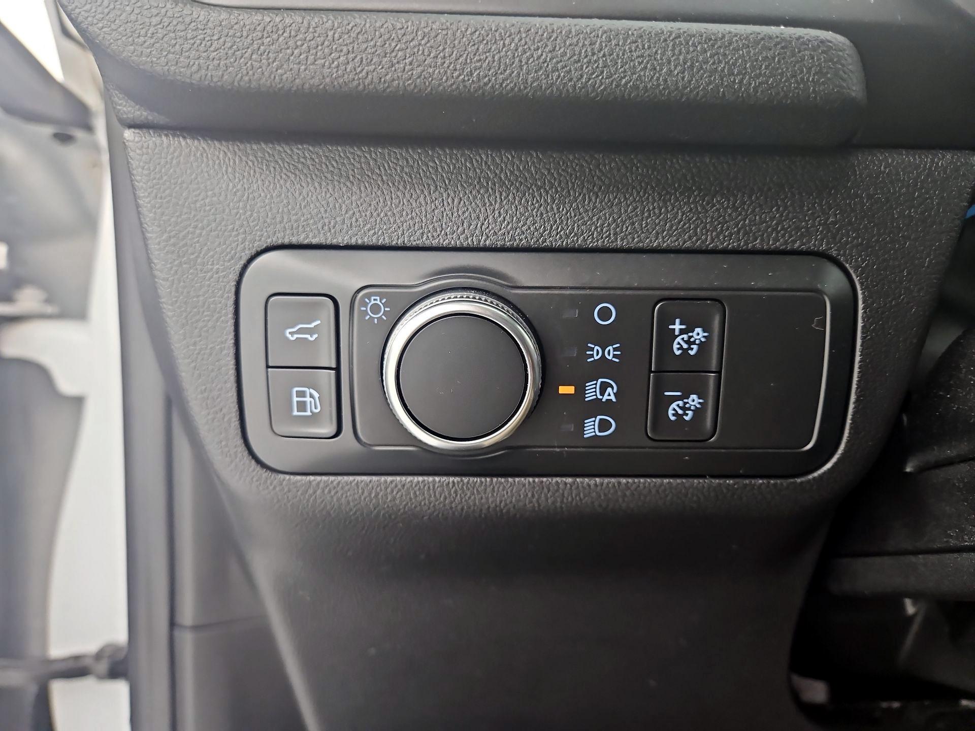 Thumbnail: 2020 Ford Escape - 13