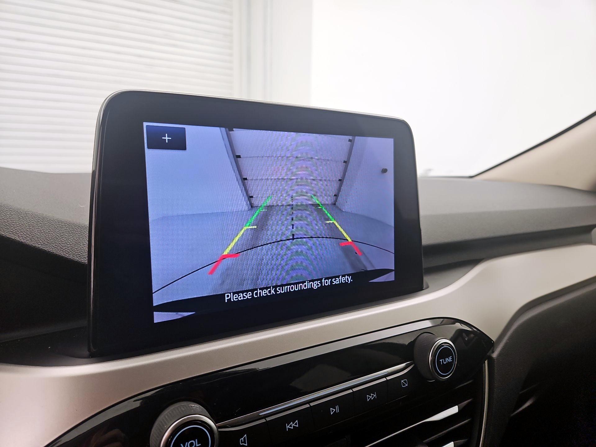 Thumbnail: 2020 Ford Escape - 15