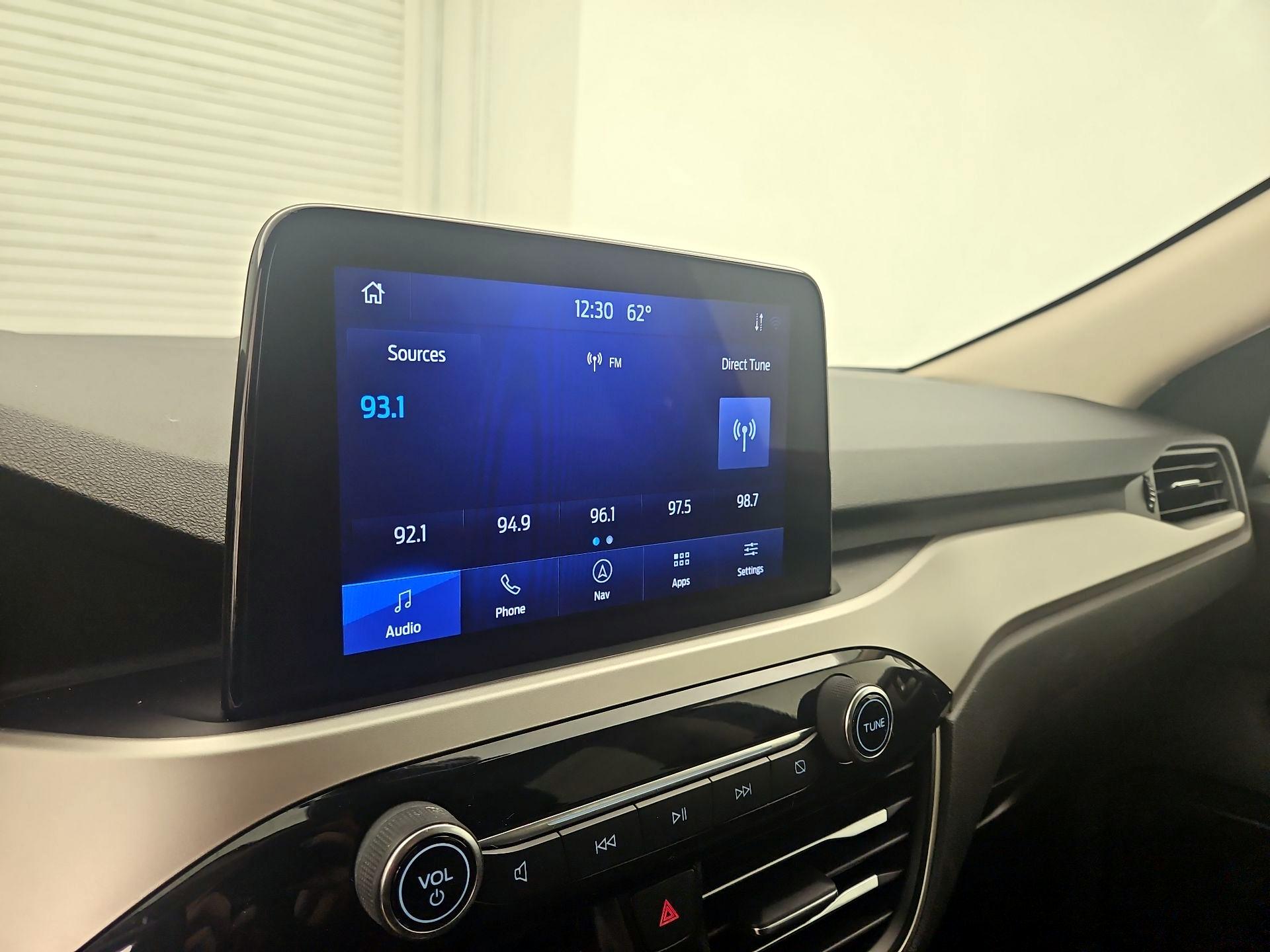 Thumbnail: 2020 Ford Escape - 16