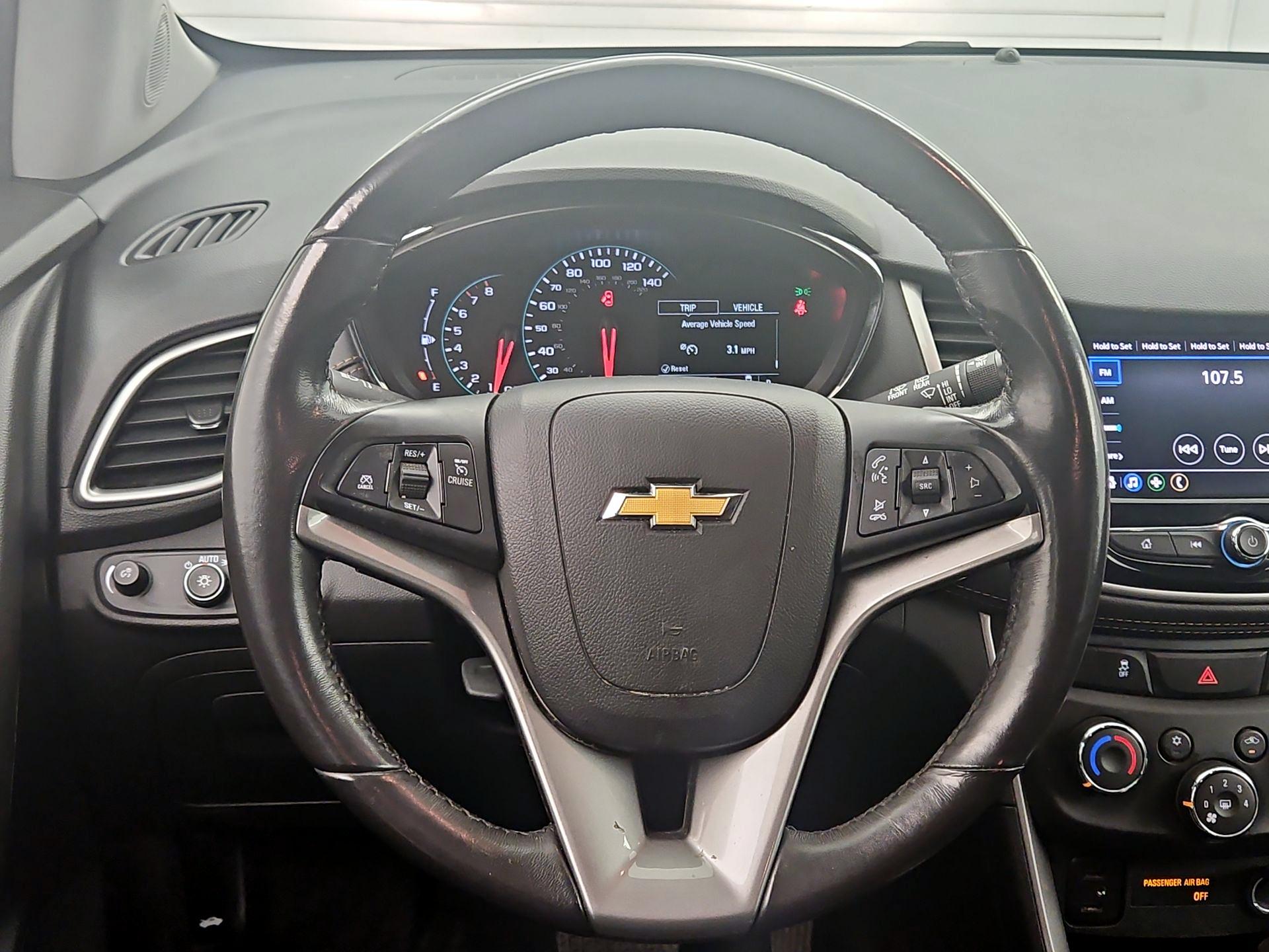 Thumbnail: 2022 Chevrolet Trax - 10