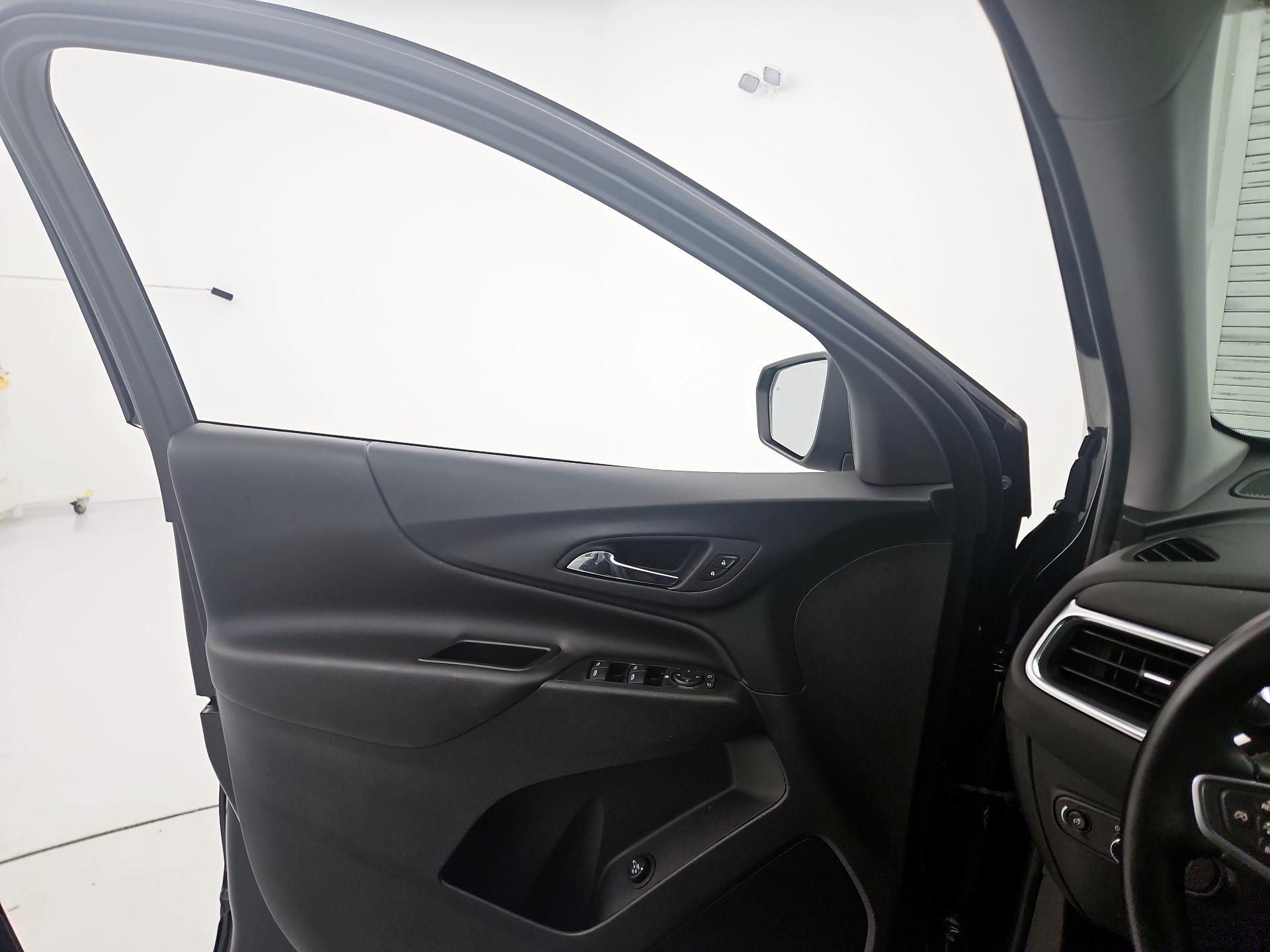 Thumbnail: 2023 Chevrolet Equinox - 12