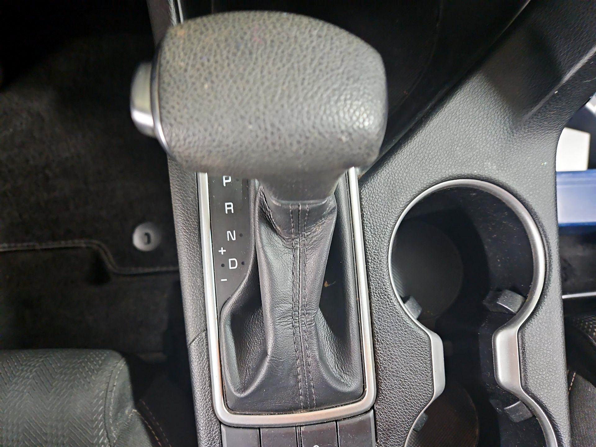 Thumbnail: 2022 Kia Sportage - 17