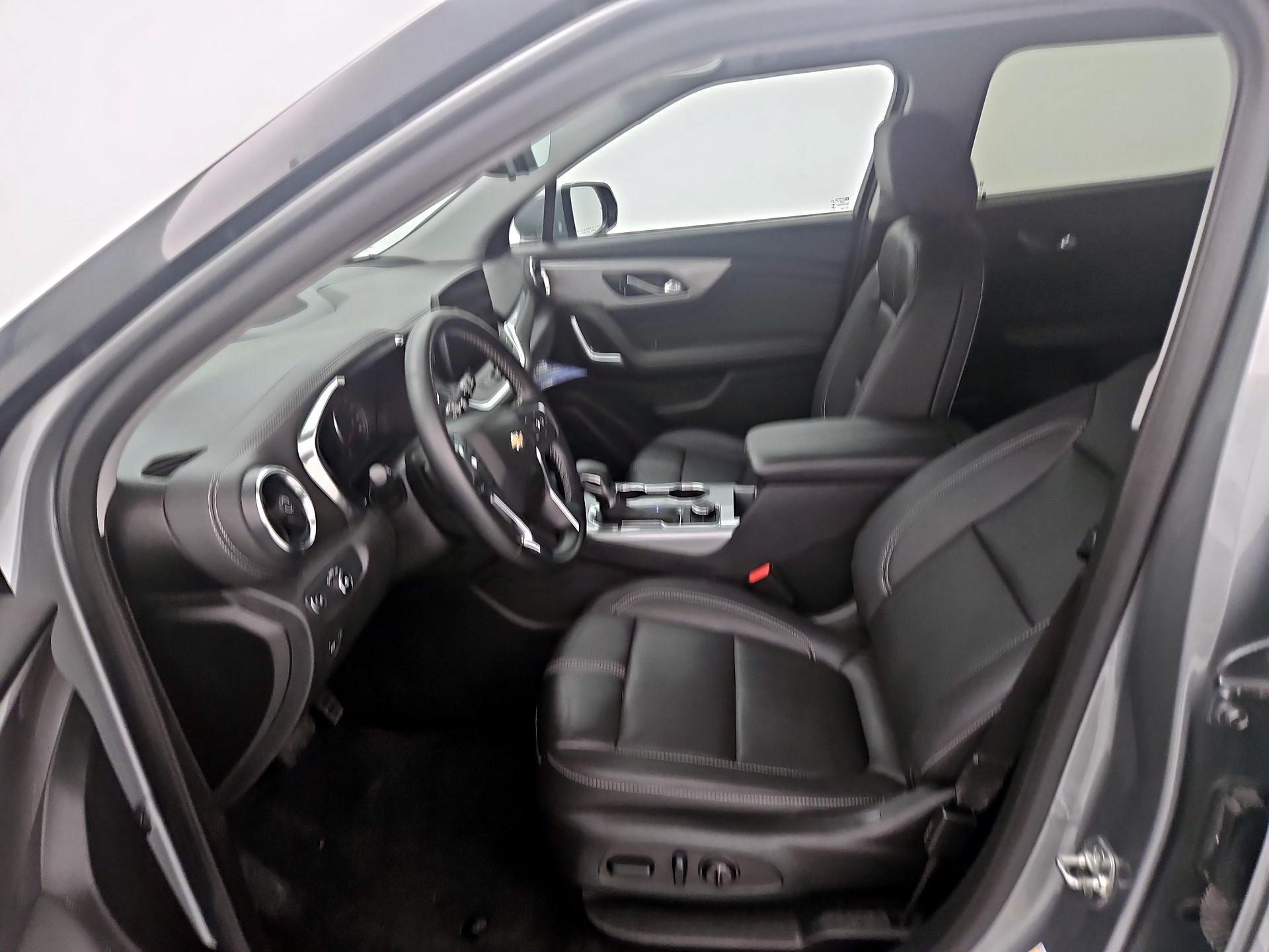 Thumbnail: 2023 Chevrolet Blazer - 11