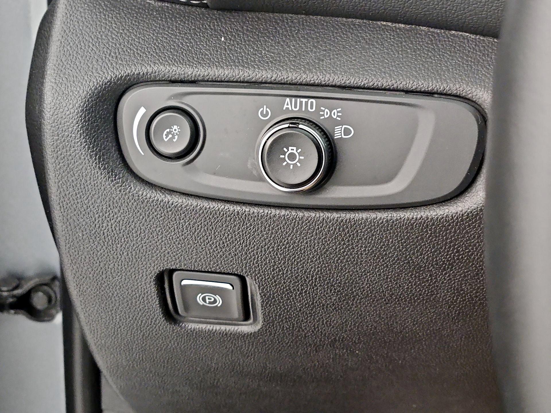 Thumbnail: 2023 Chevrolet Blazer - 13