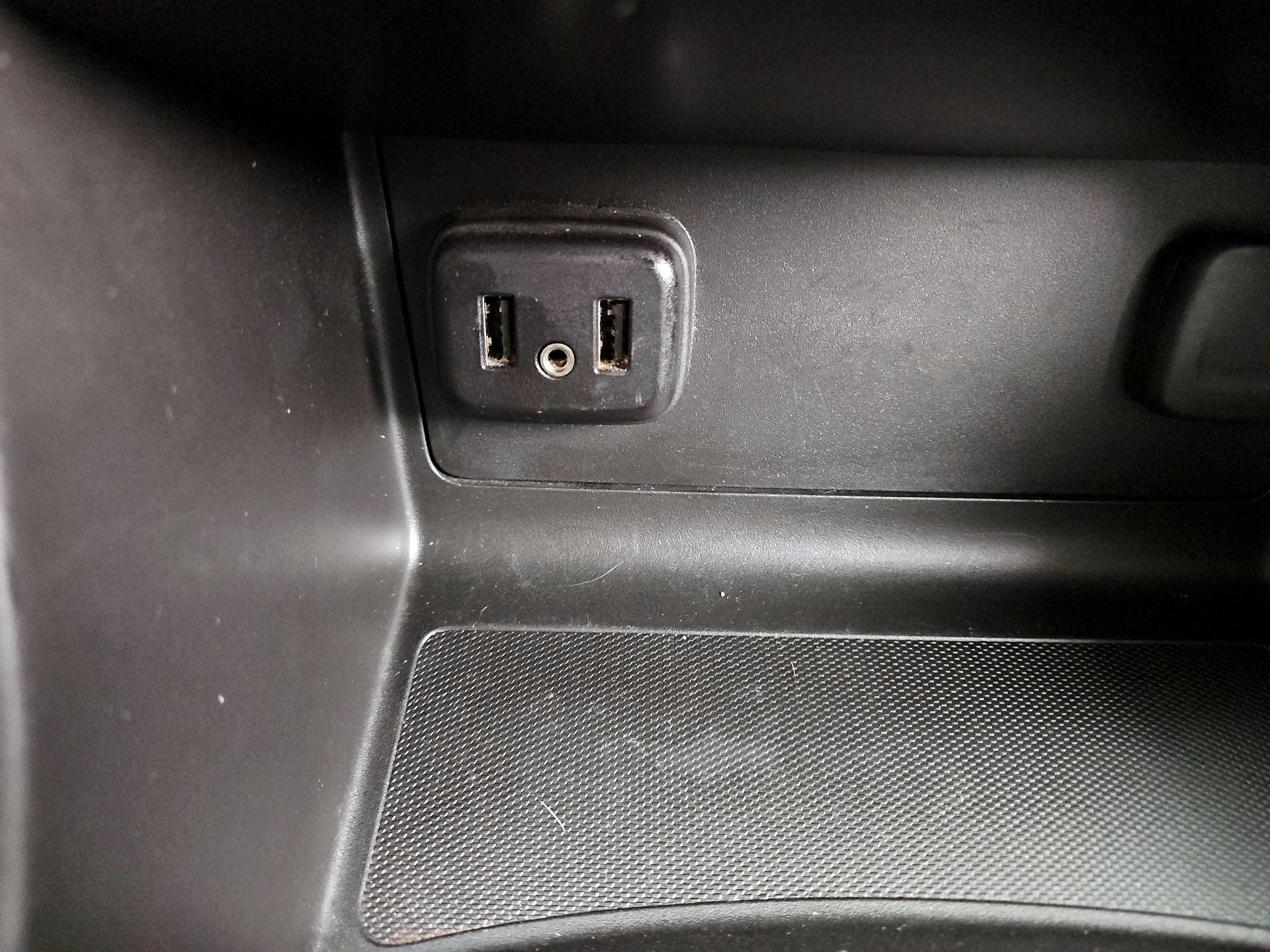 Thumbnail: 2022 Chevrolet Colorado - 18