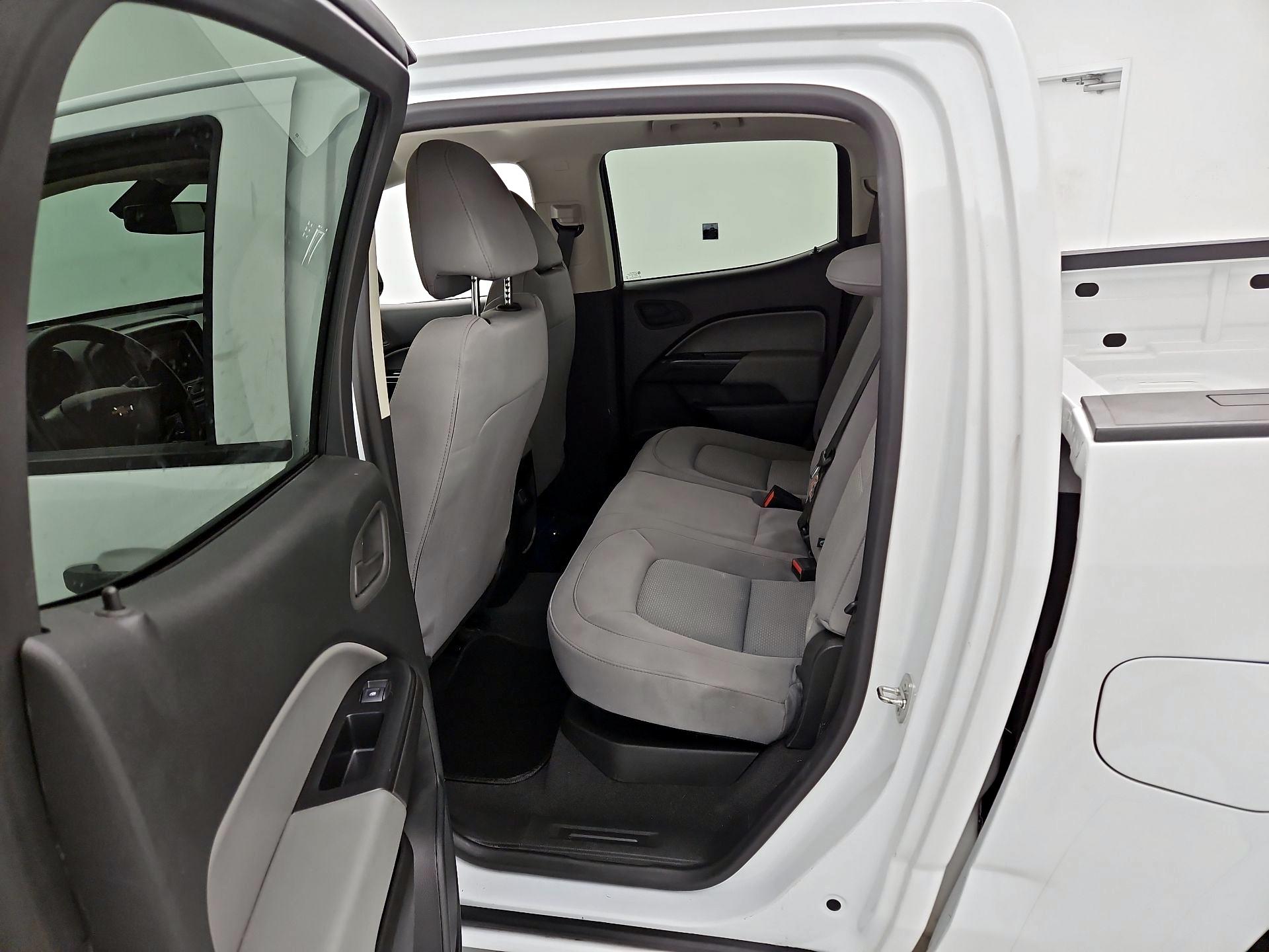 Thumbnail: 2022 Chevrolet Colorado - 19