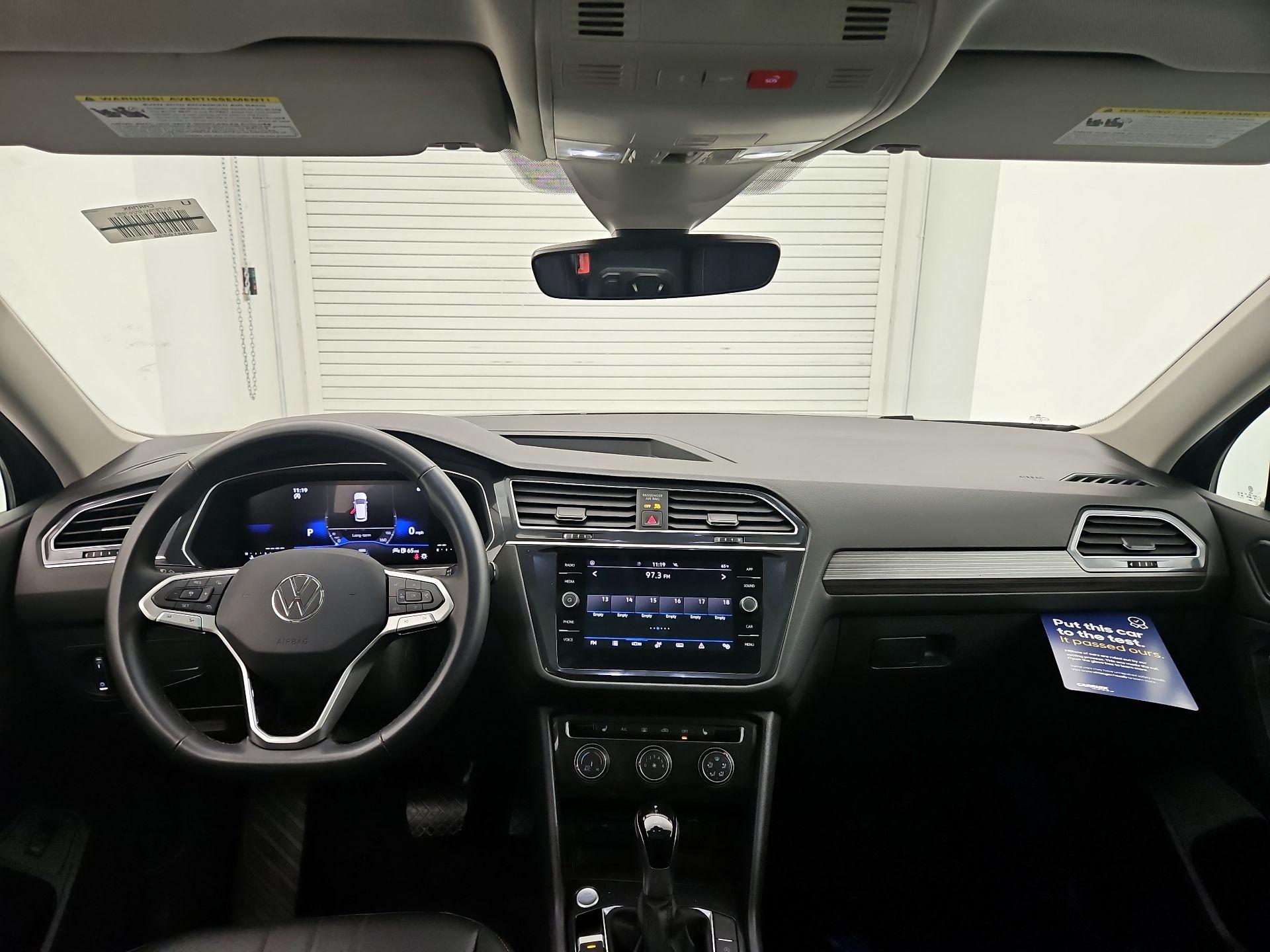 Thumbnail: 2024 Volkswagen Tiguan - 9