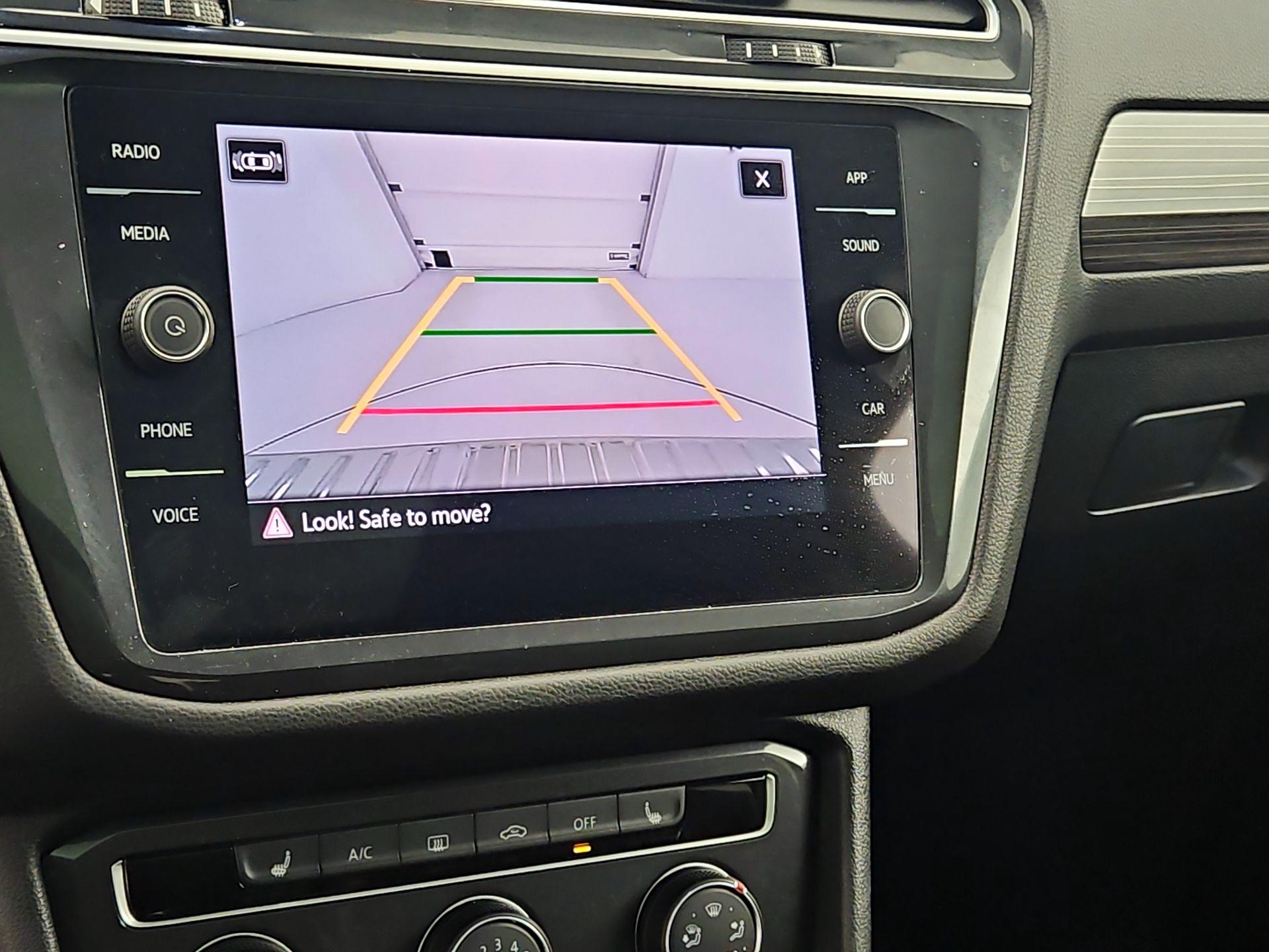 Thumbnail: 2024 Volkswagen Tiguan - 14