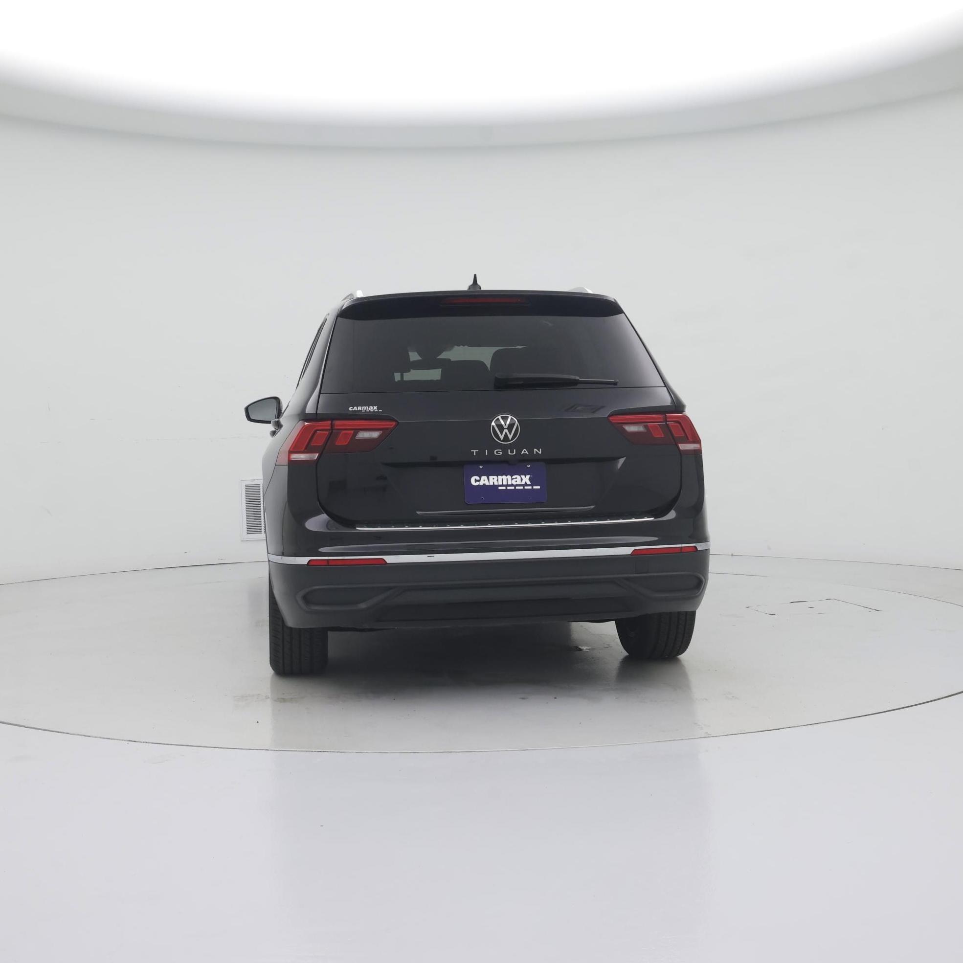 Thumbnail: 2024 Volkswagen Tiguan - 6