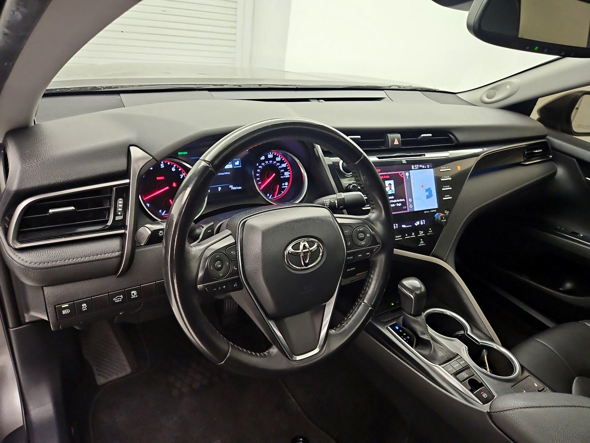 Thumbnail: 2020 Toyota Camry - 9