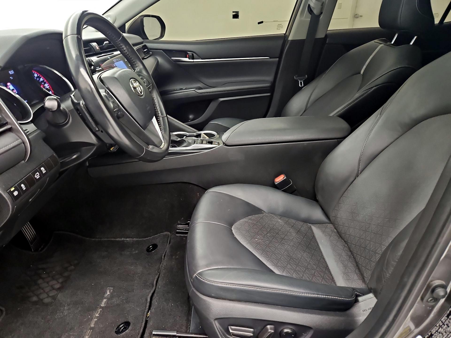 Thumbnail: 2020 Toyota Camry - 11