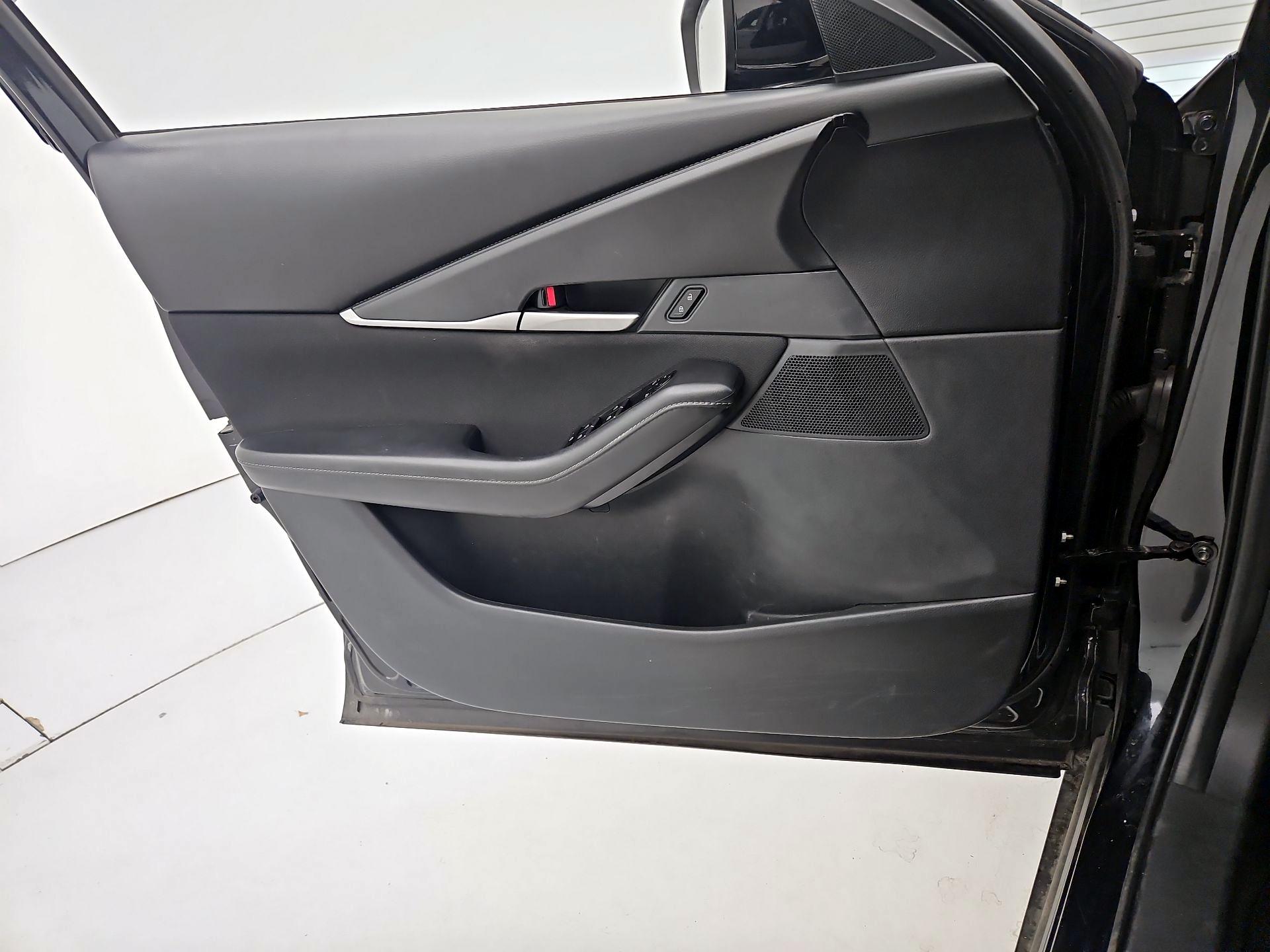 Thumbnail: 2023 Mazda CX-30 - 12