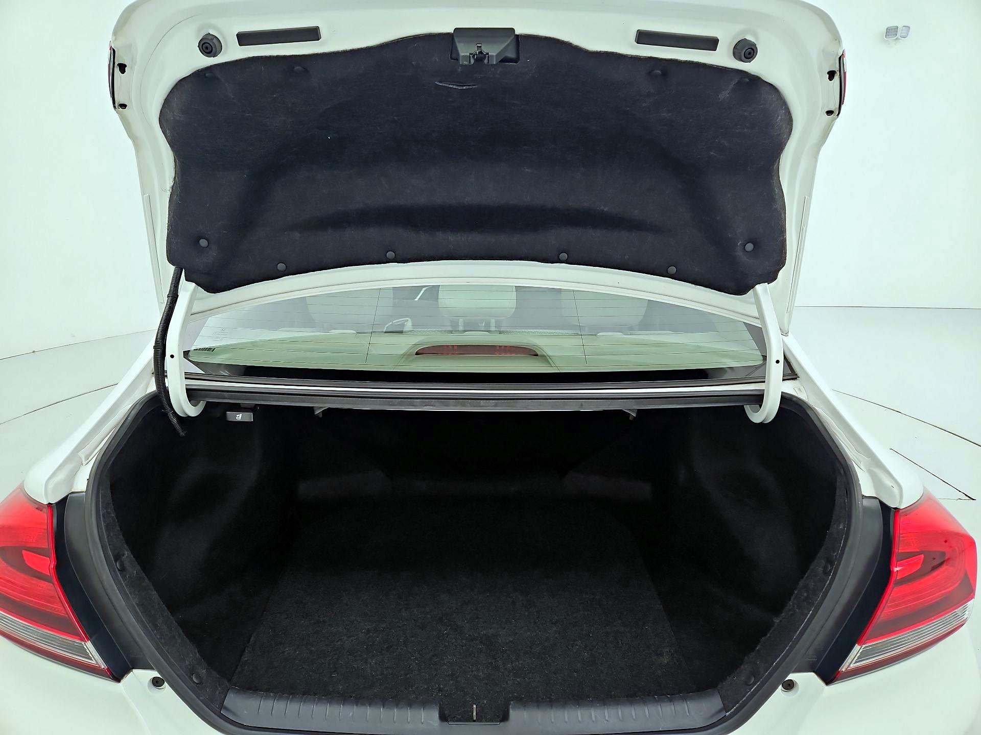 Thumbnail: 2014 Honda Civic - 20