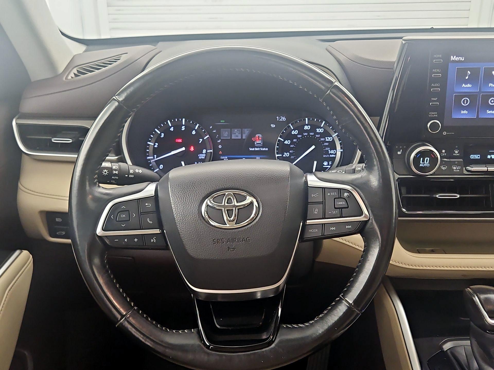 Thumbnail: 2020 Toyota Highlander - 10