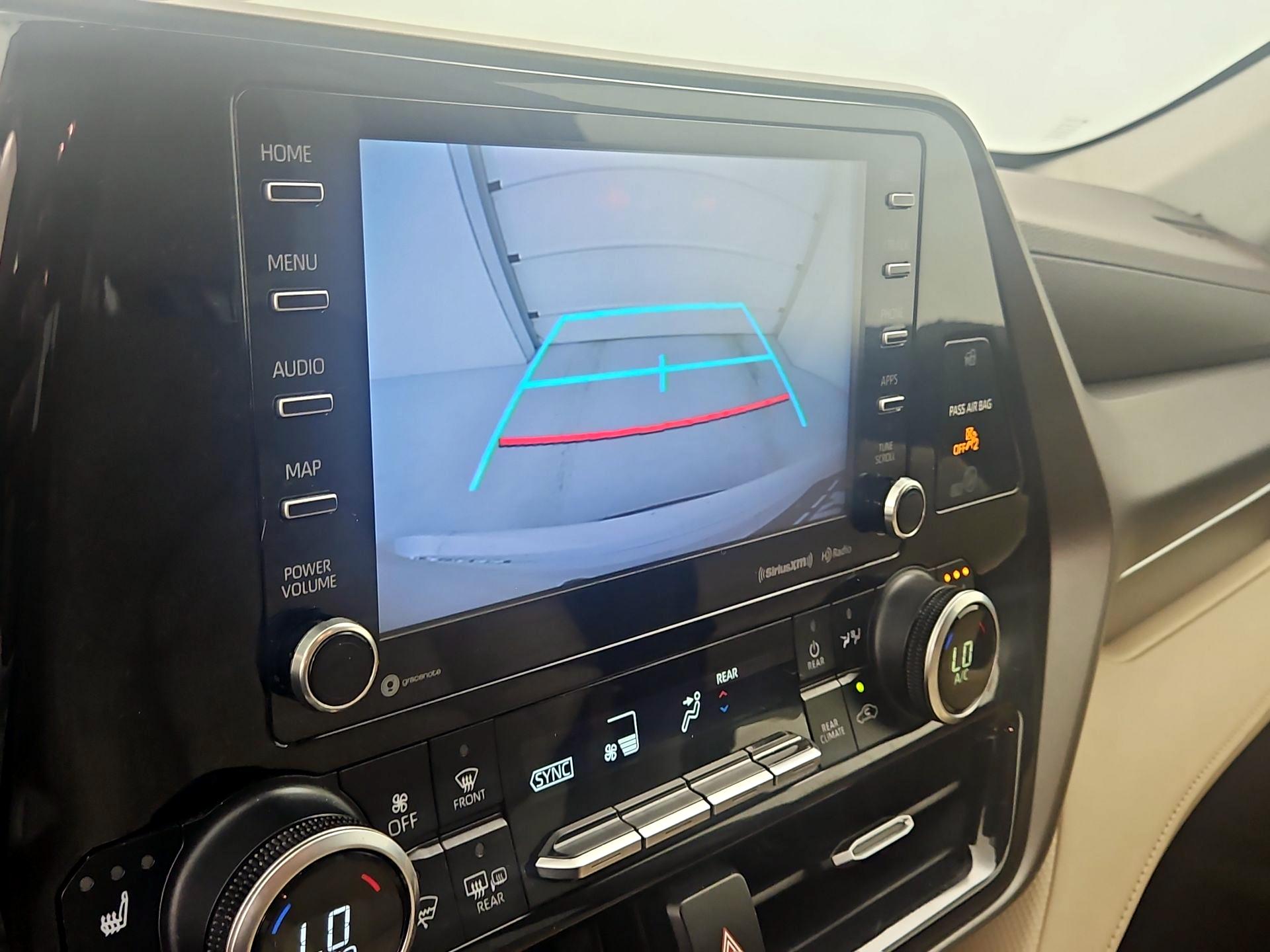 Thumbnail: 2020 Toyota Highlander - 14