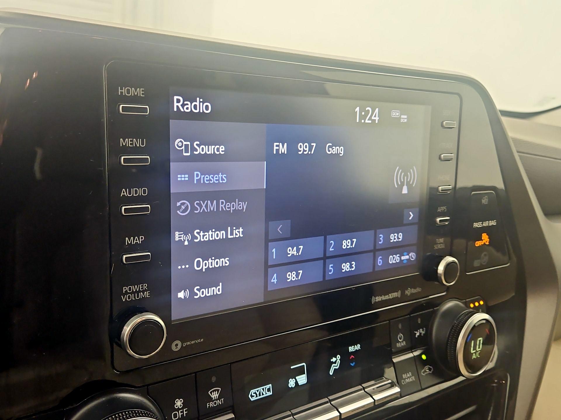 Thumbnail: 2020 Toyota Highlander - 15