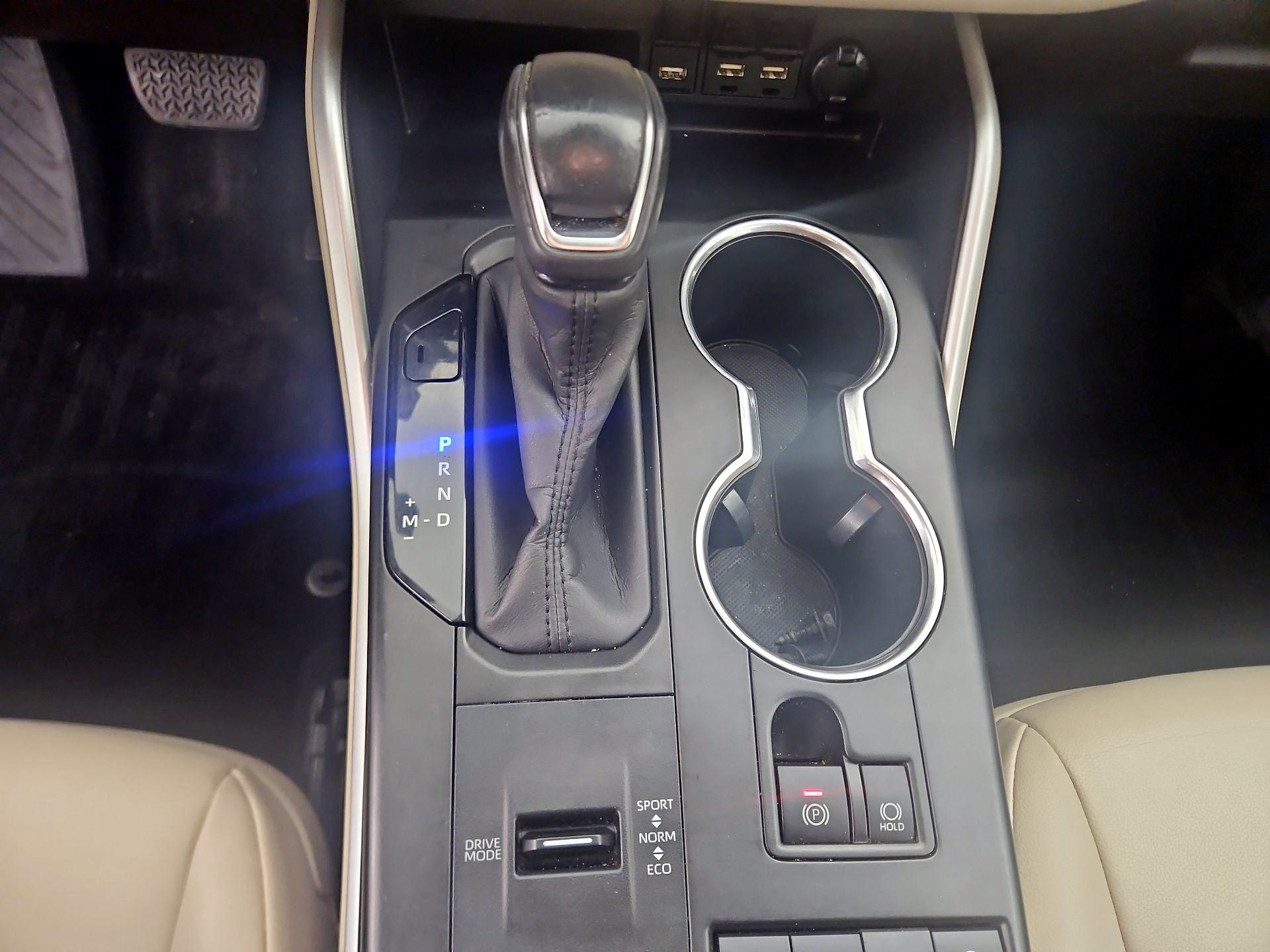 Thumbnail: 2020 Toyota Highlander - 17