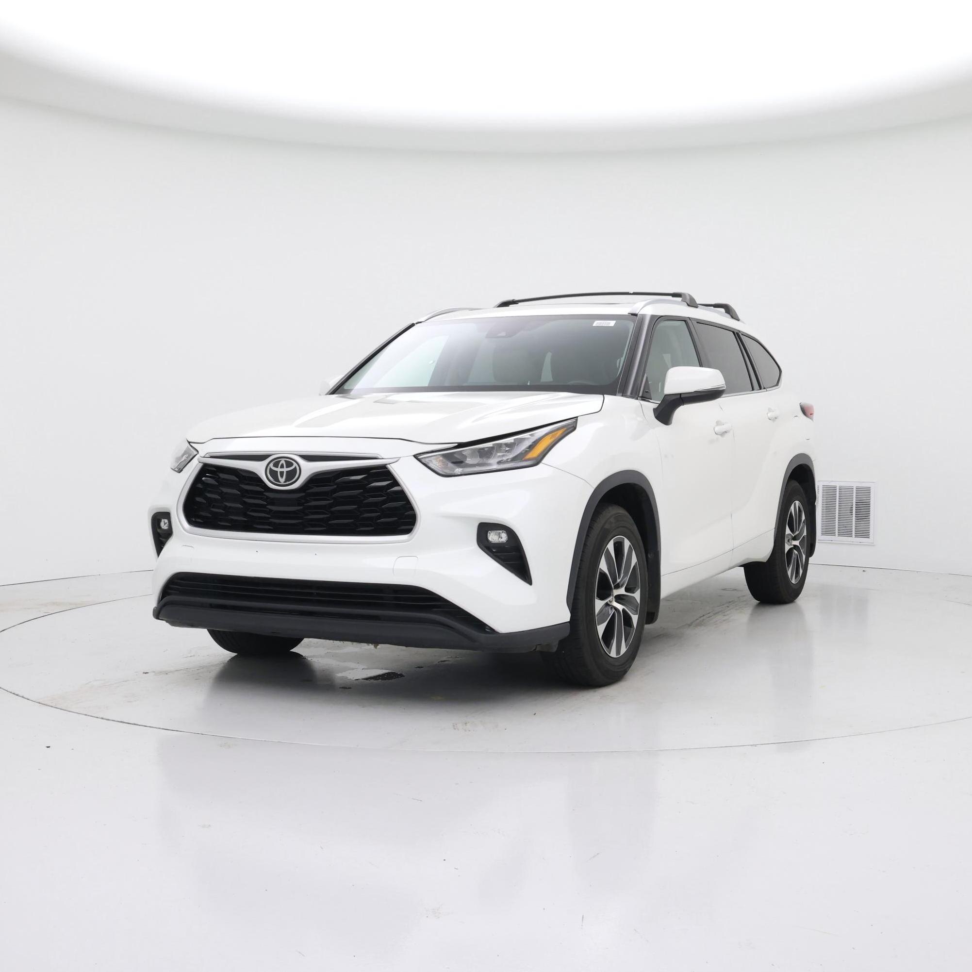 Thumbnail: 2020 Toyota Highlander - 4