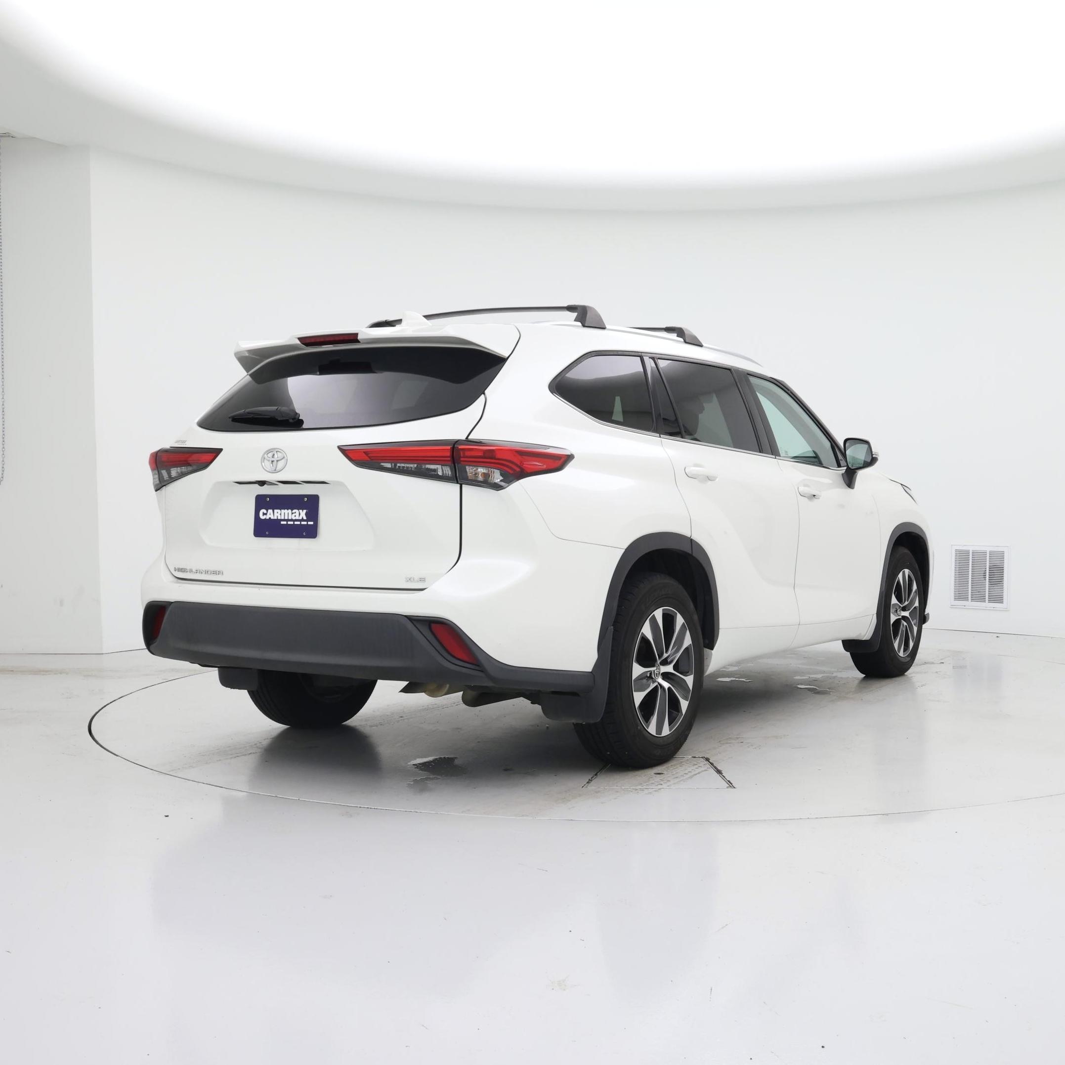 Thumbnail: 2020 Toyota Highlander - 8