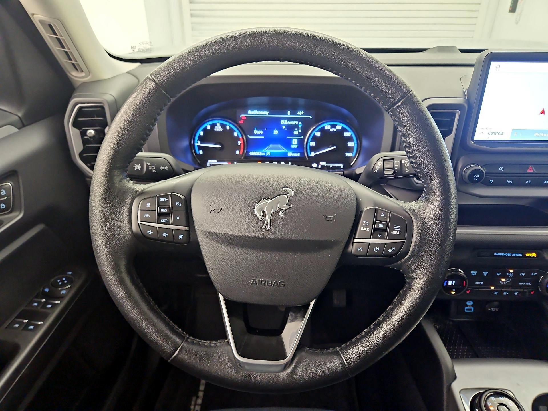 Thumbnail: 2021 Ford Bronco Sport - 10