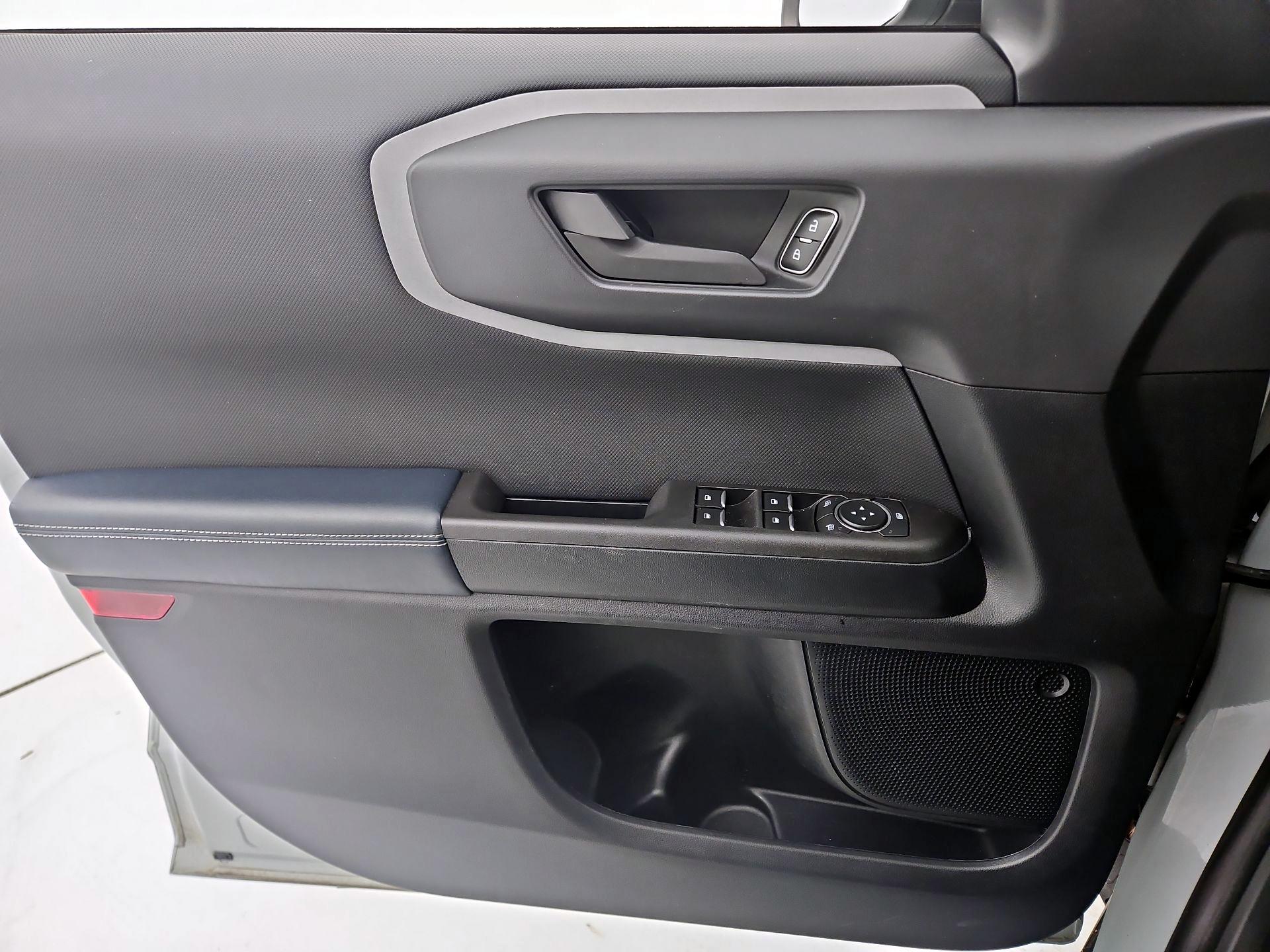 Thumbnail: 2021 Ford Bronco Sport - 12