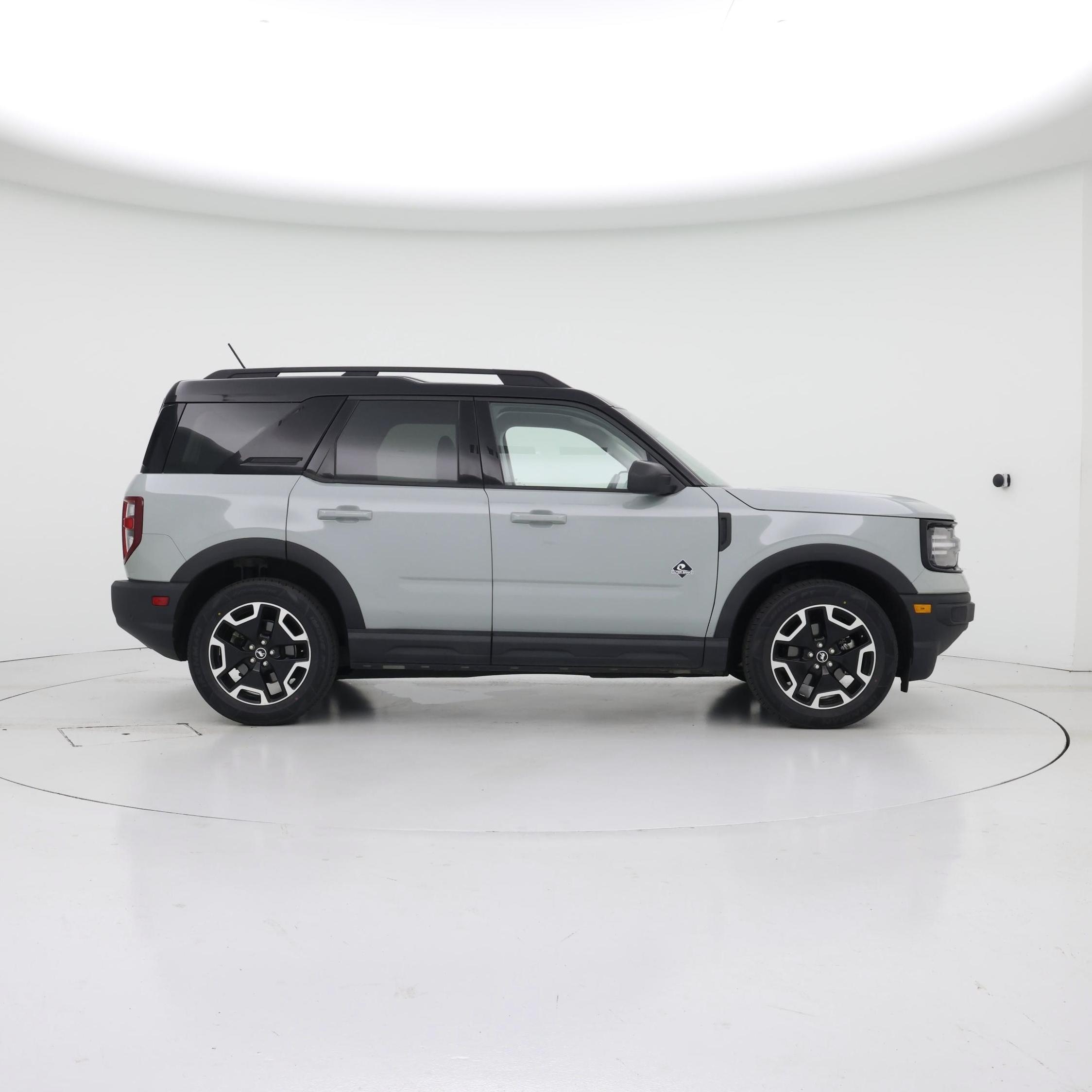 Thumbnail: 2021 Ford Bronco Sport - 7