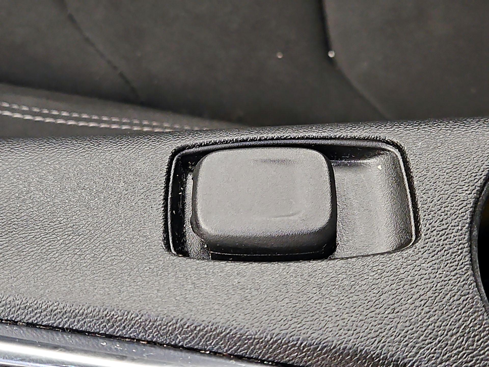 Thumbnail: 2023 Chevrolet Camaro - 17