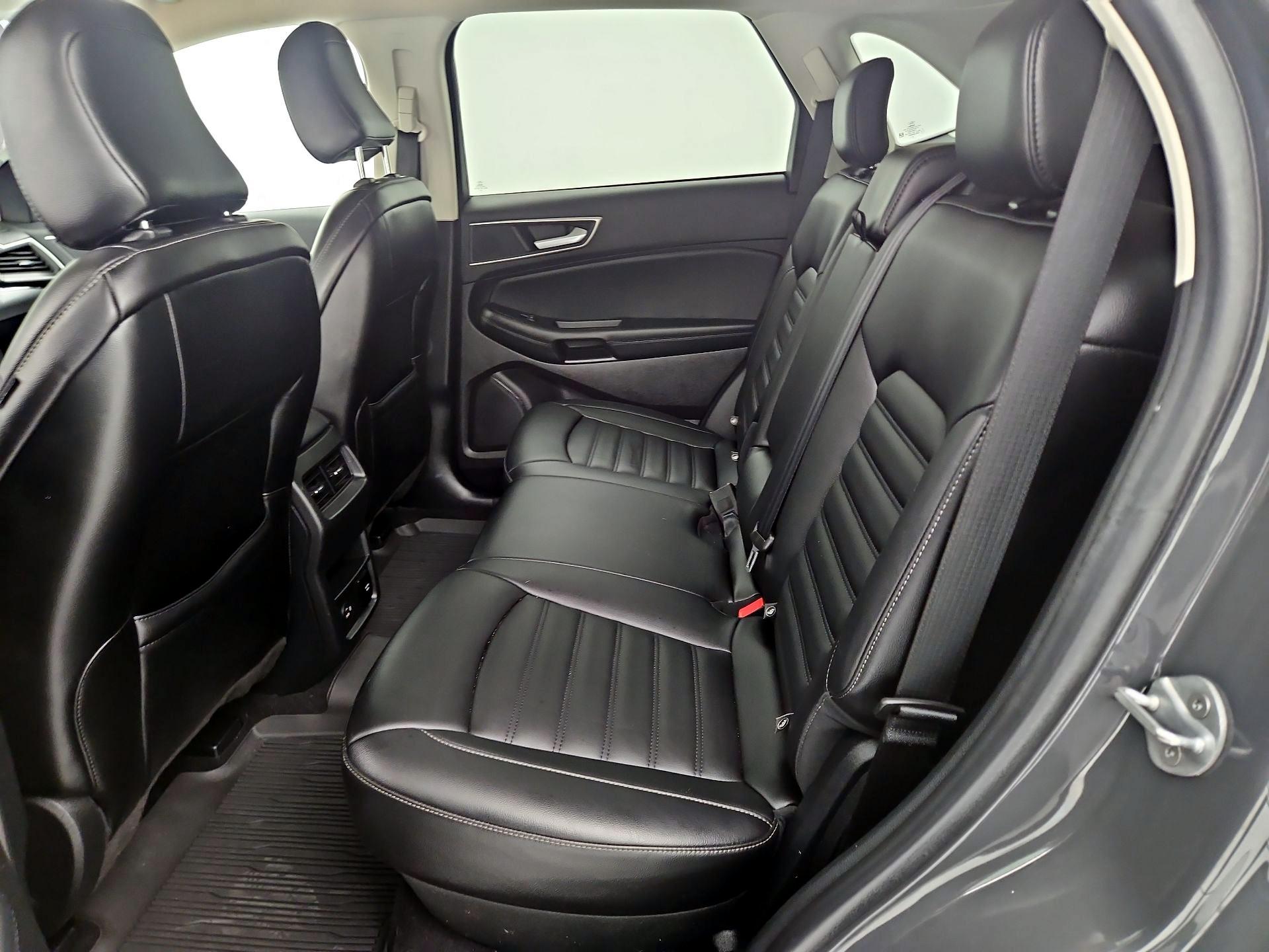 Thumbnail: 2021 Ford Edge - 20