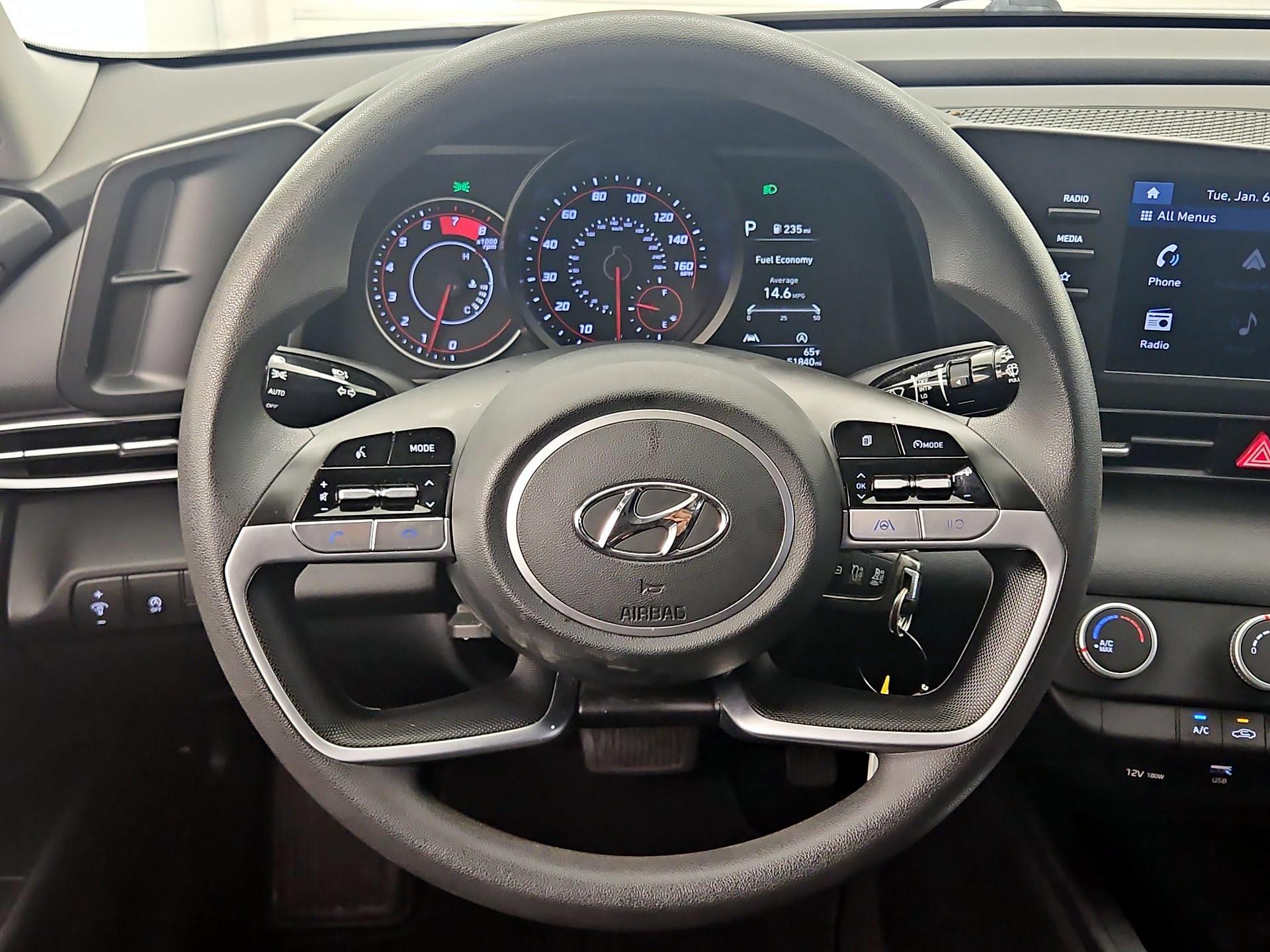 Thumbnail: 2022 Hyundai Elantra - 10