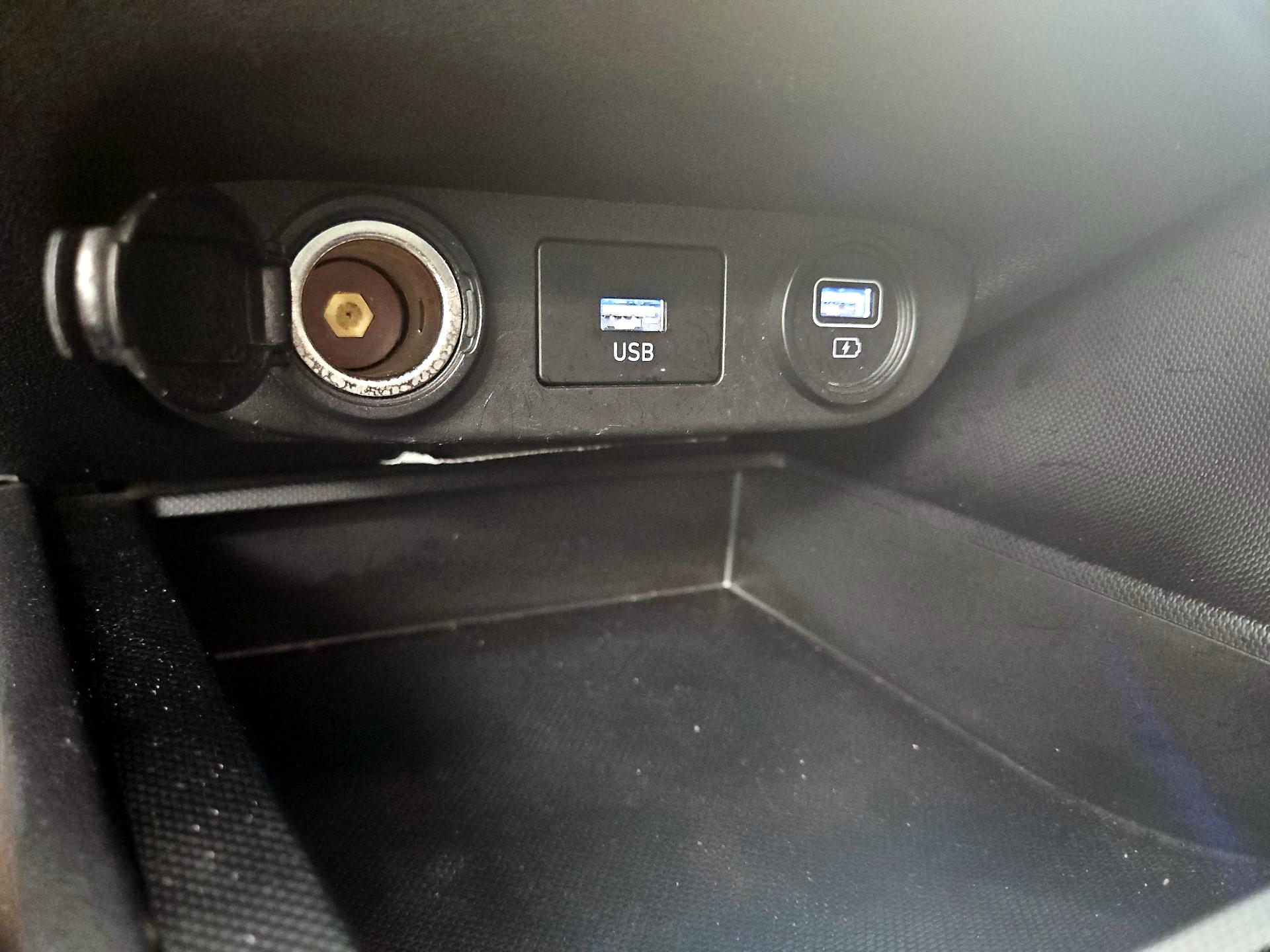 Thumbnail: 2022 Hyundai Elantra - 18