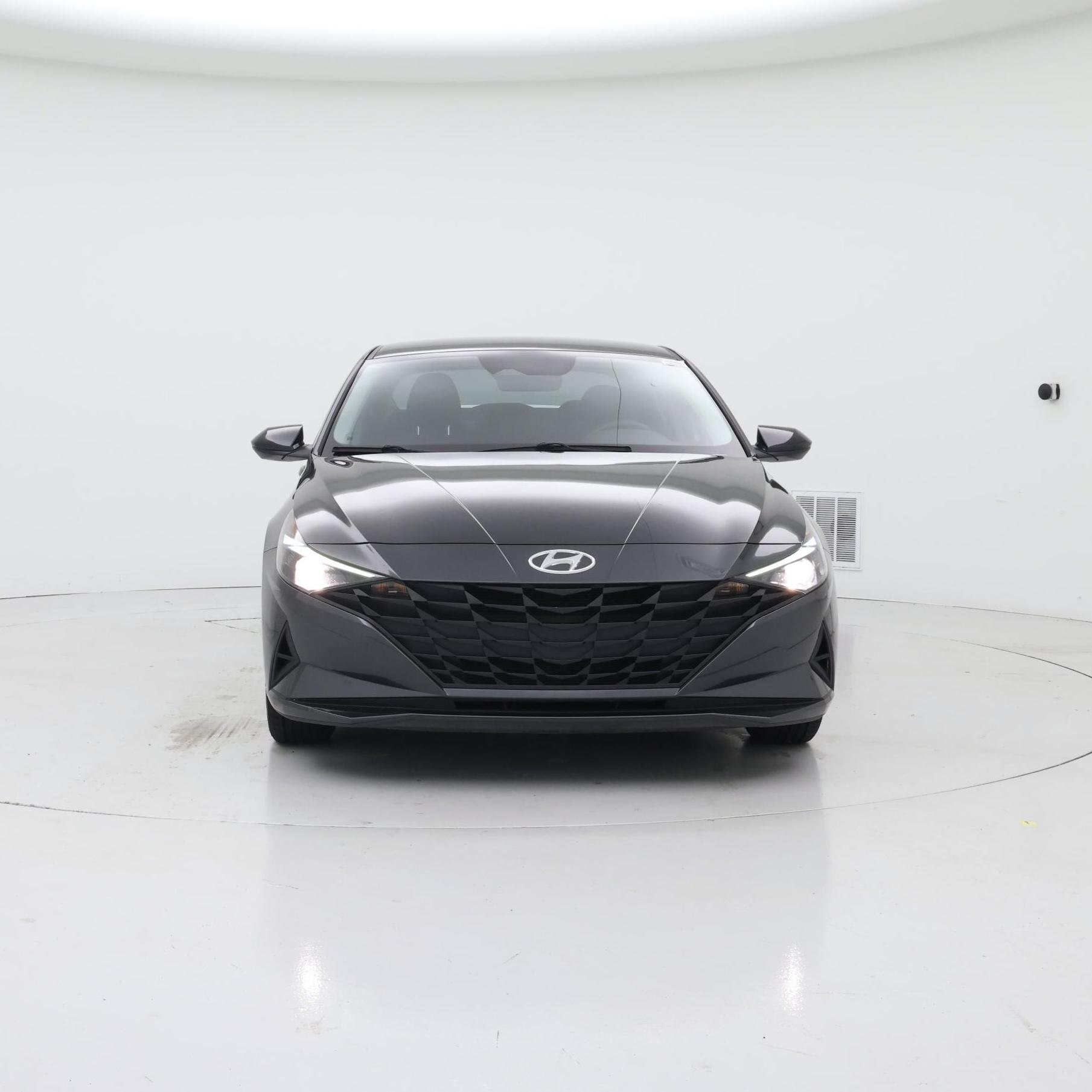 Thumbnail: 2022 Hyundai Elantra - 5