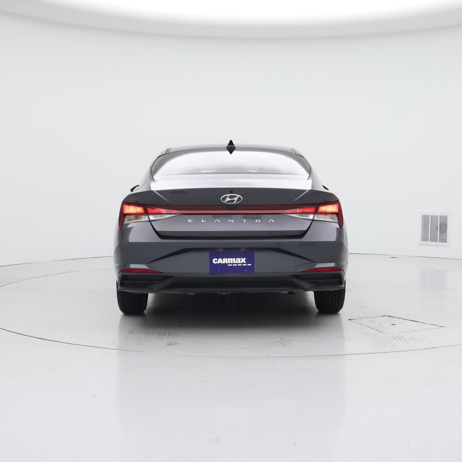 Thumbnail: 2022 Hyundai Elantra - 6