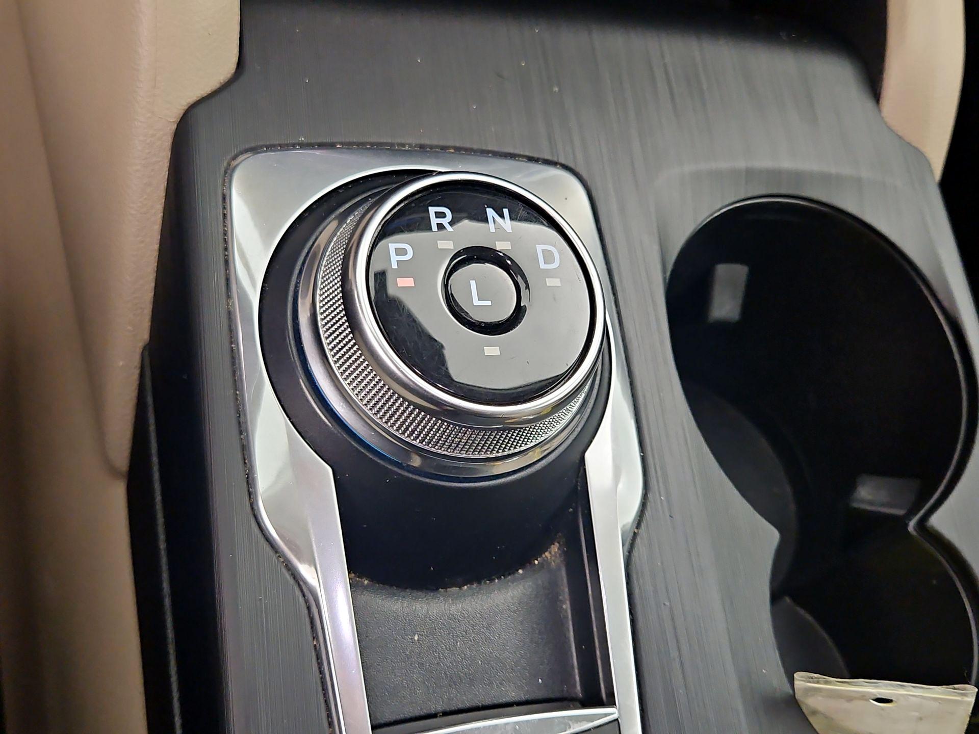 Thumbnail: 2022 Ford Escape - 17