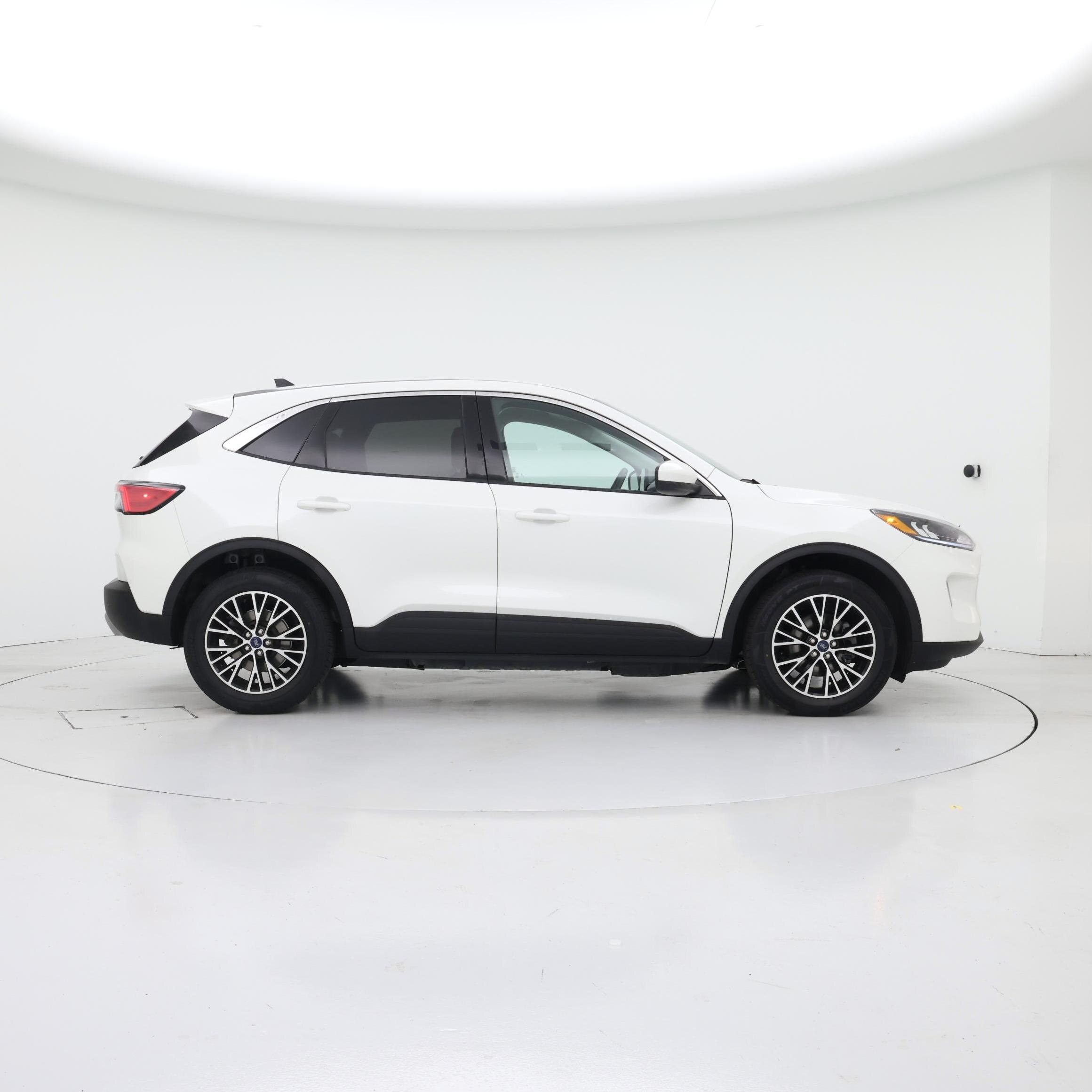 Thumbnail: 2022 Ford Escape - 7