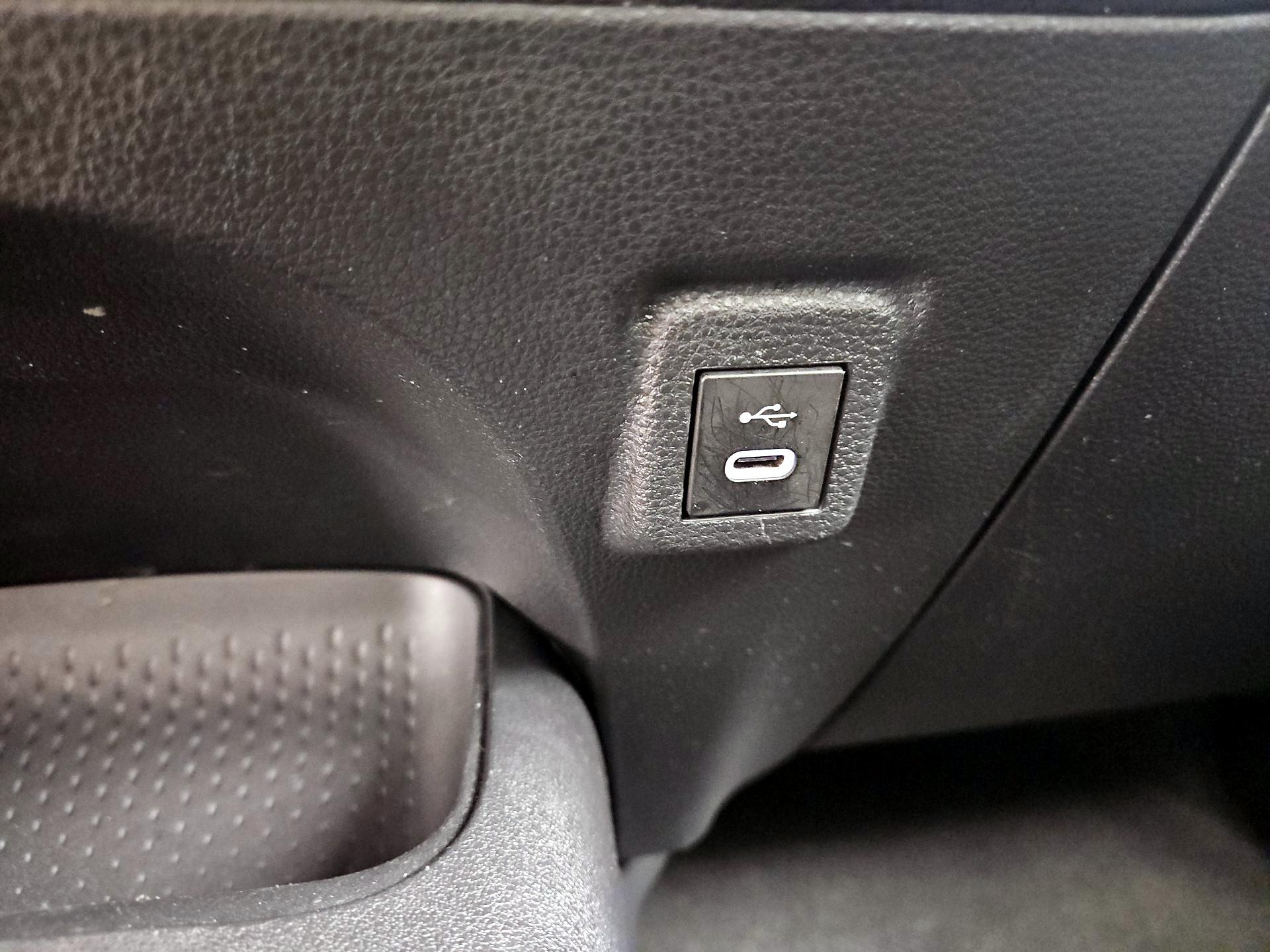 Thumbnail: 2024 Toyota Corolla - 18