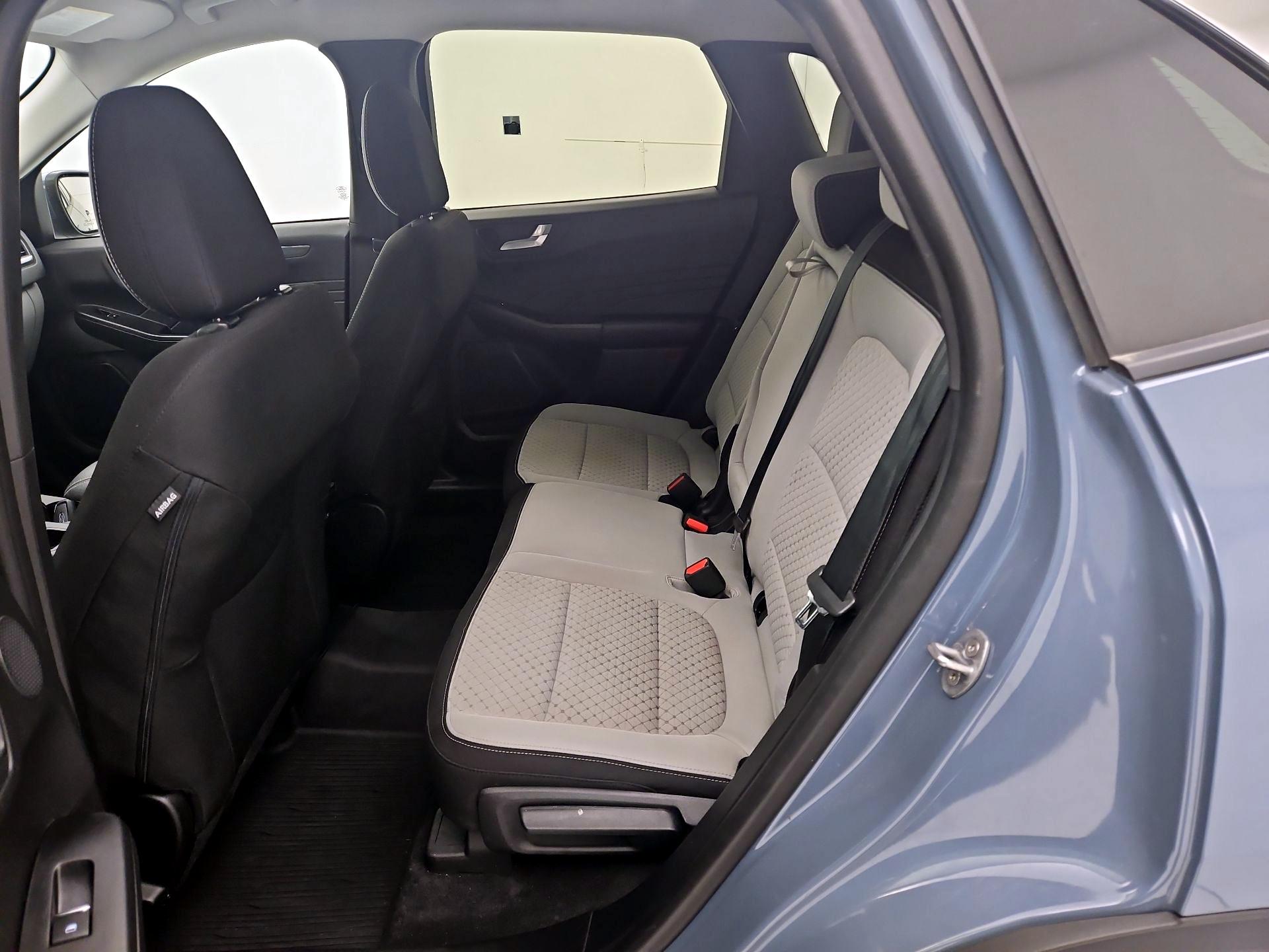 Thumbnail: 2023 Ford Escape - 20