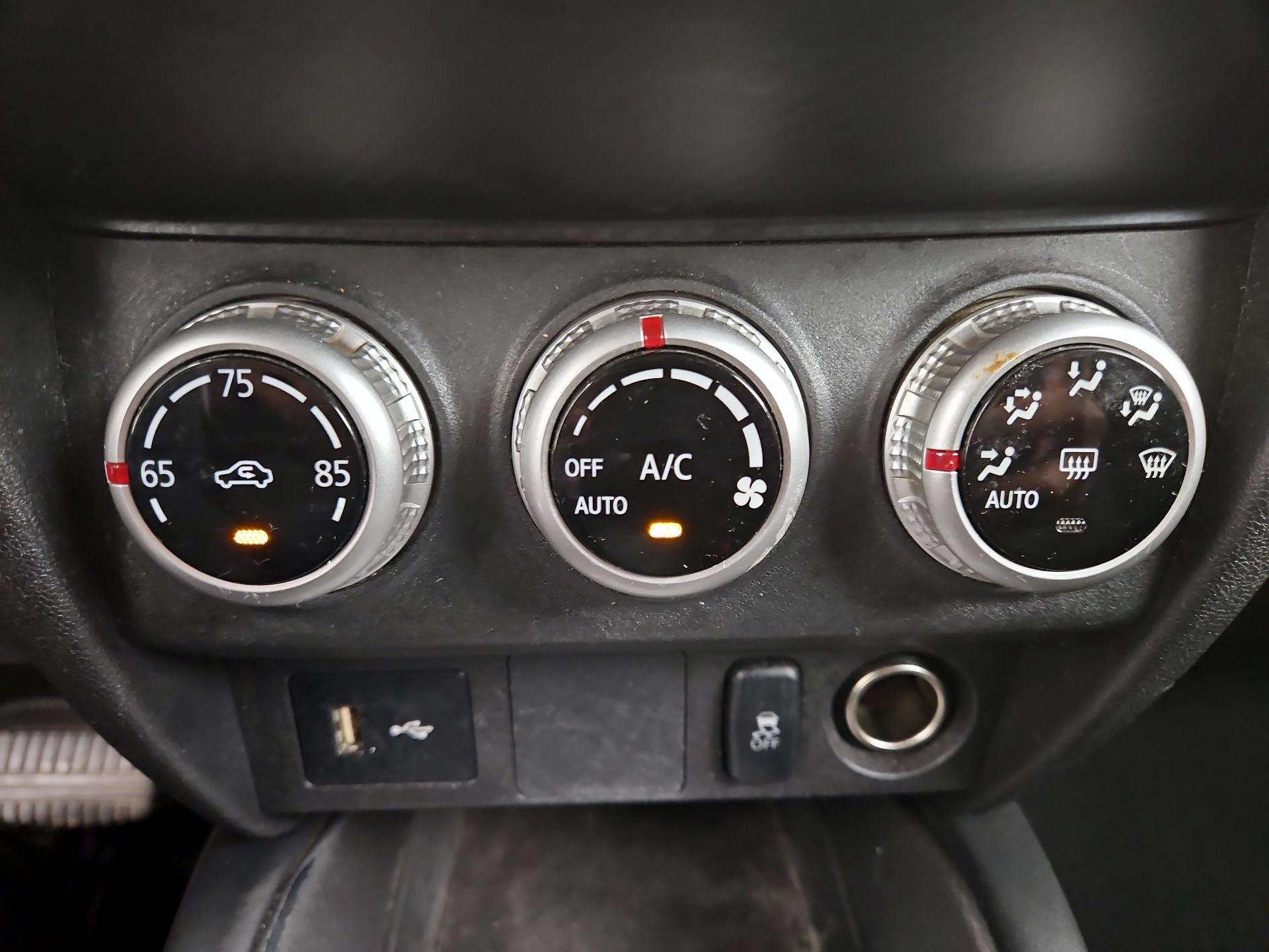 Thumbnail: 2022 Mitsubishi Outlander Sport - 16