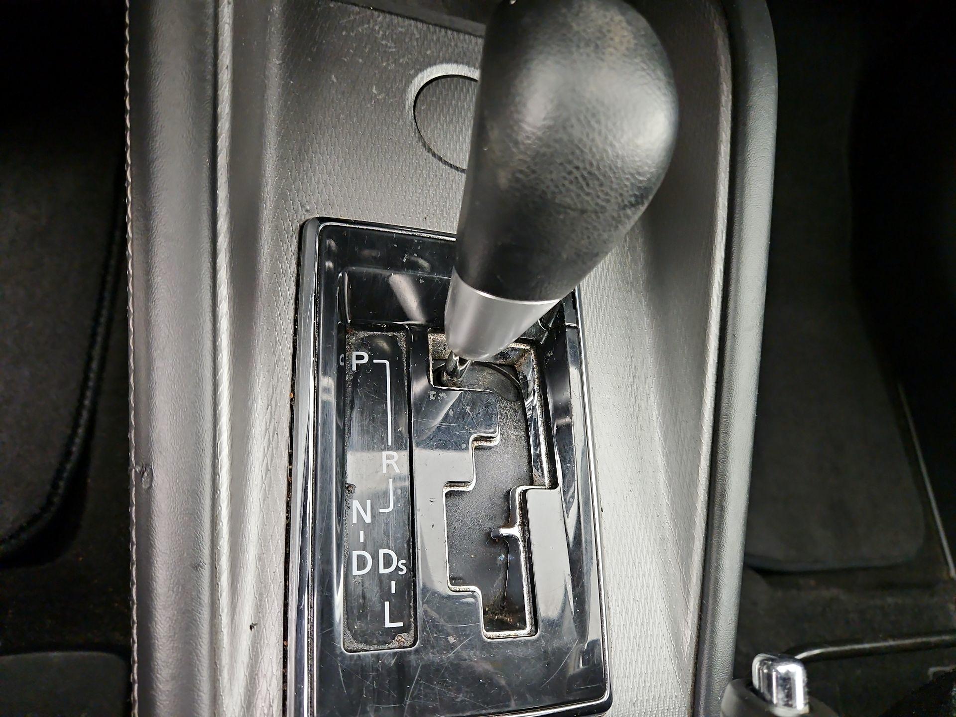 Thumbnail: 2022 Mitsubishi Outlander Sport - 17