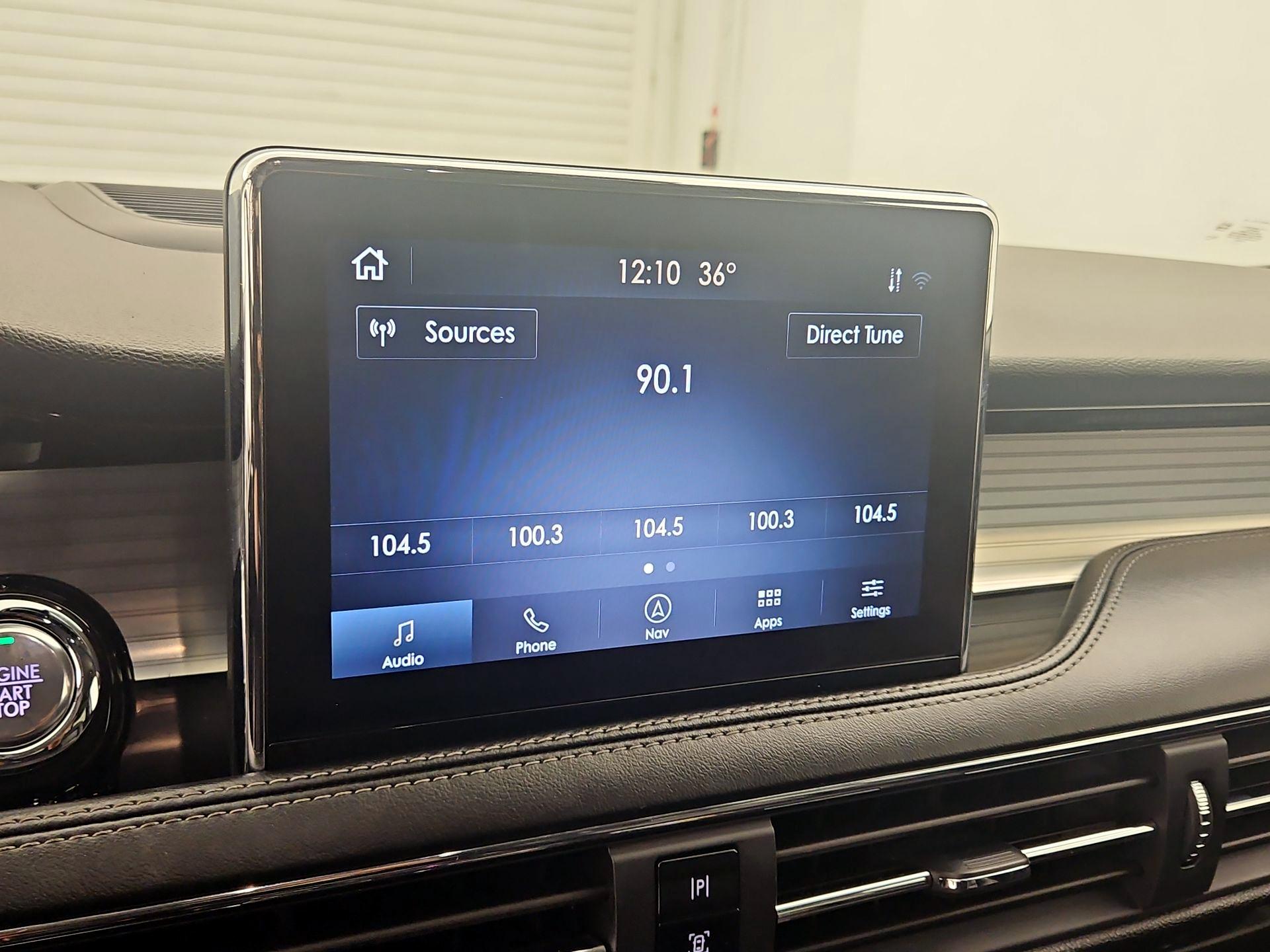 Thumbnail: 2020 Lincoln Corsair - 16