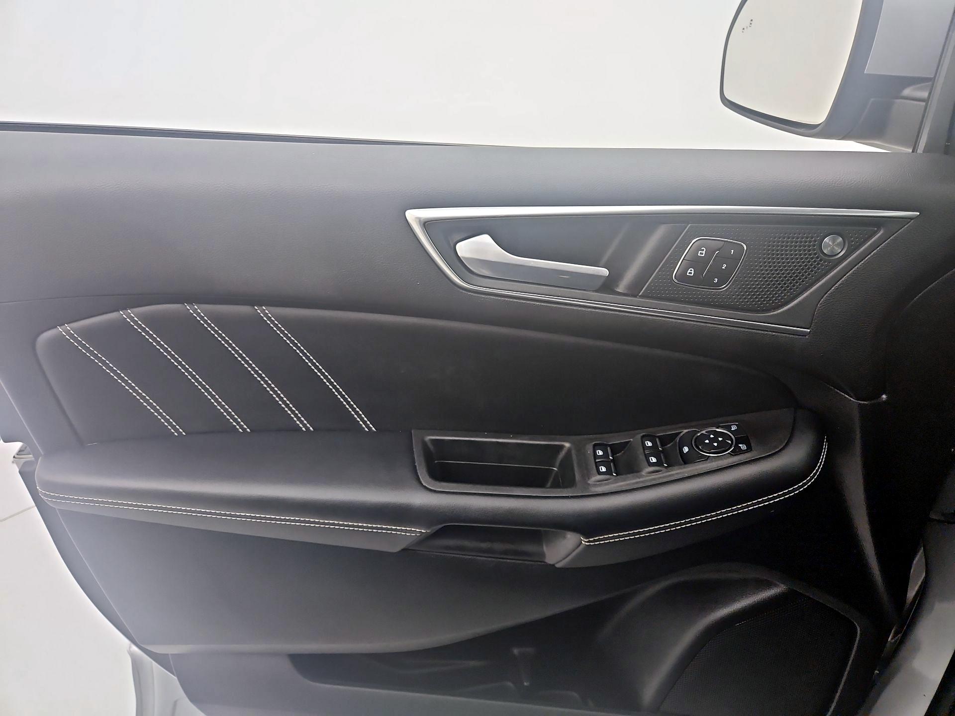 Thumbnail: 2023 Ford Edge - 12