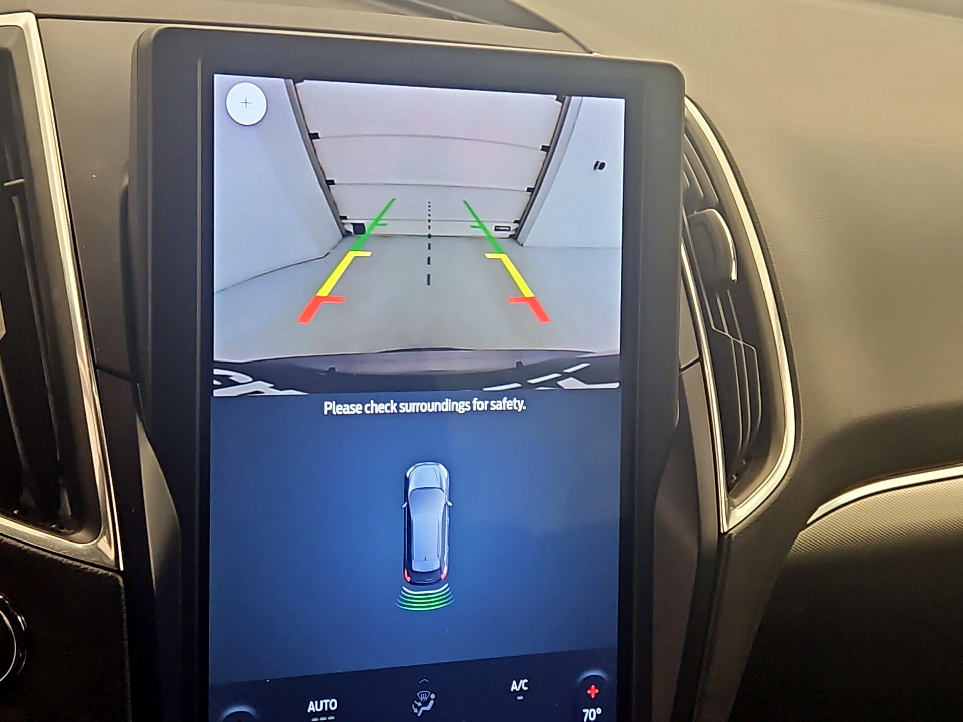 Thumbnail: 2023 Ford Edge - 14