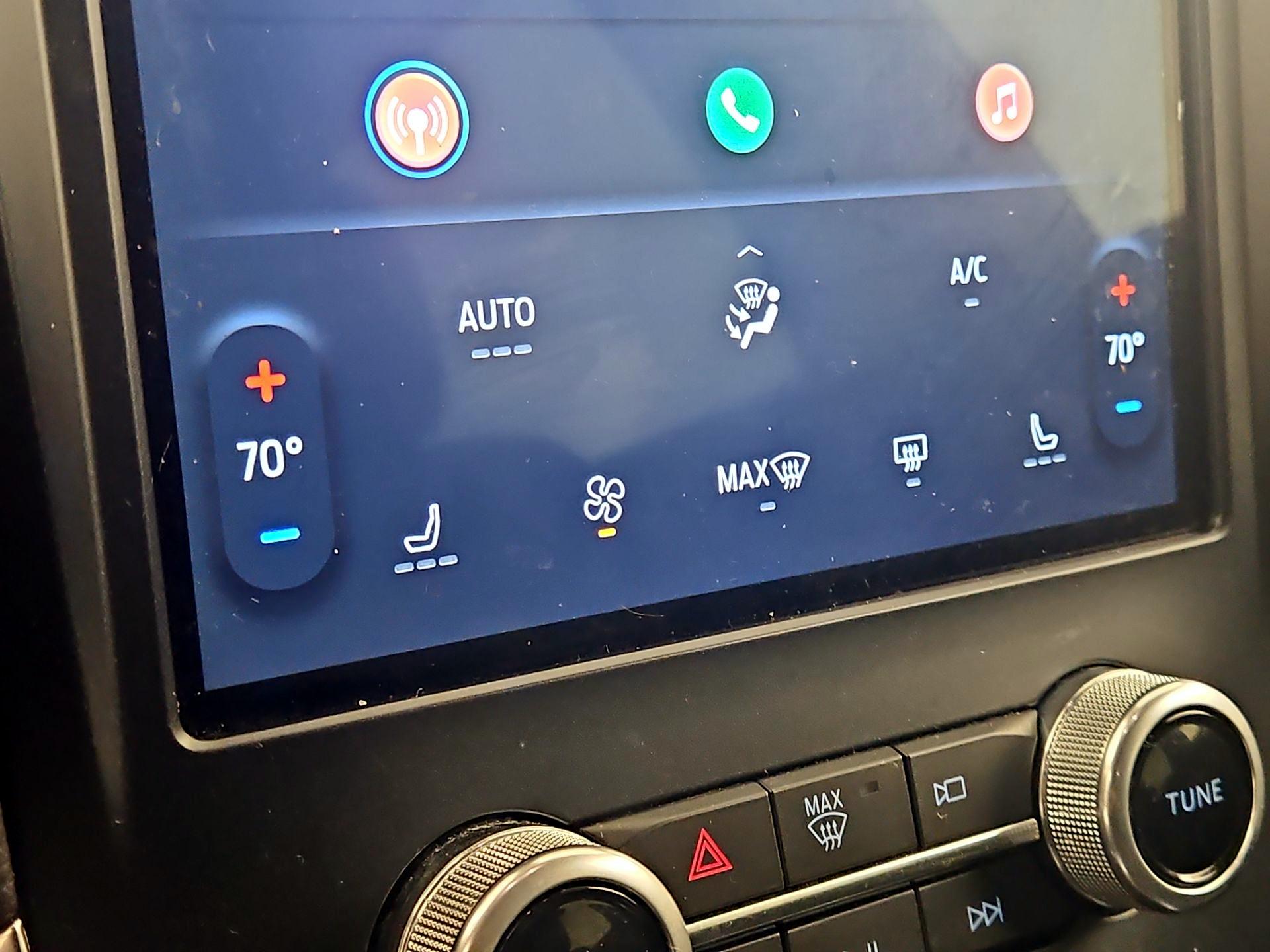 Thumbnail: 2023 Ford Edge - 16