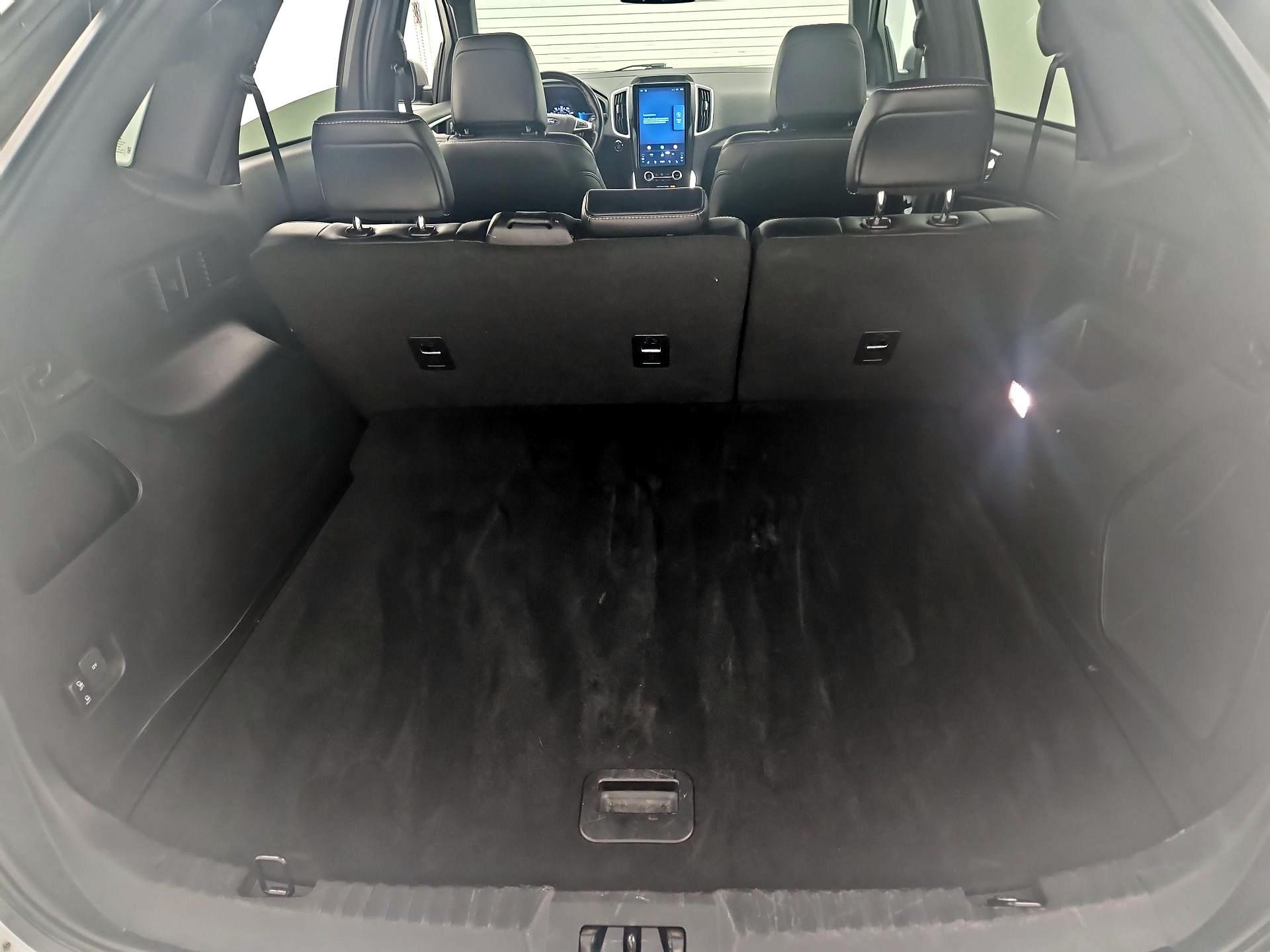 Thumbnail: 2023 Ford Edge - 20