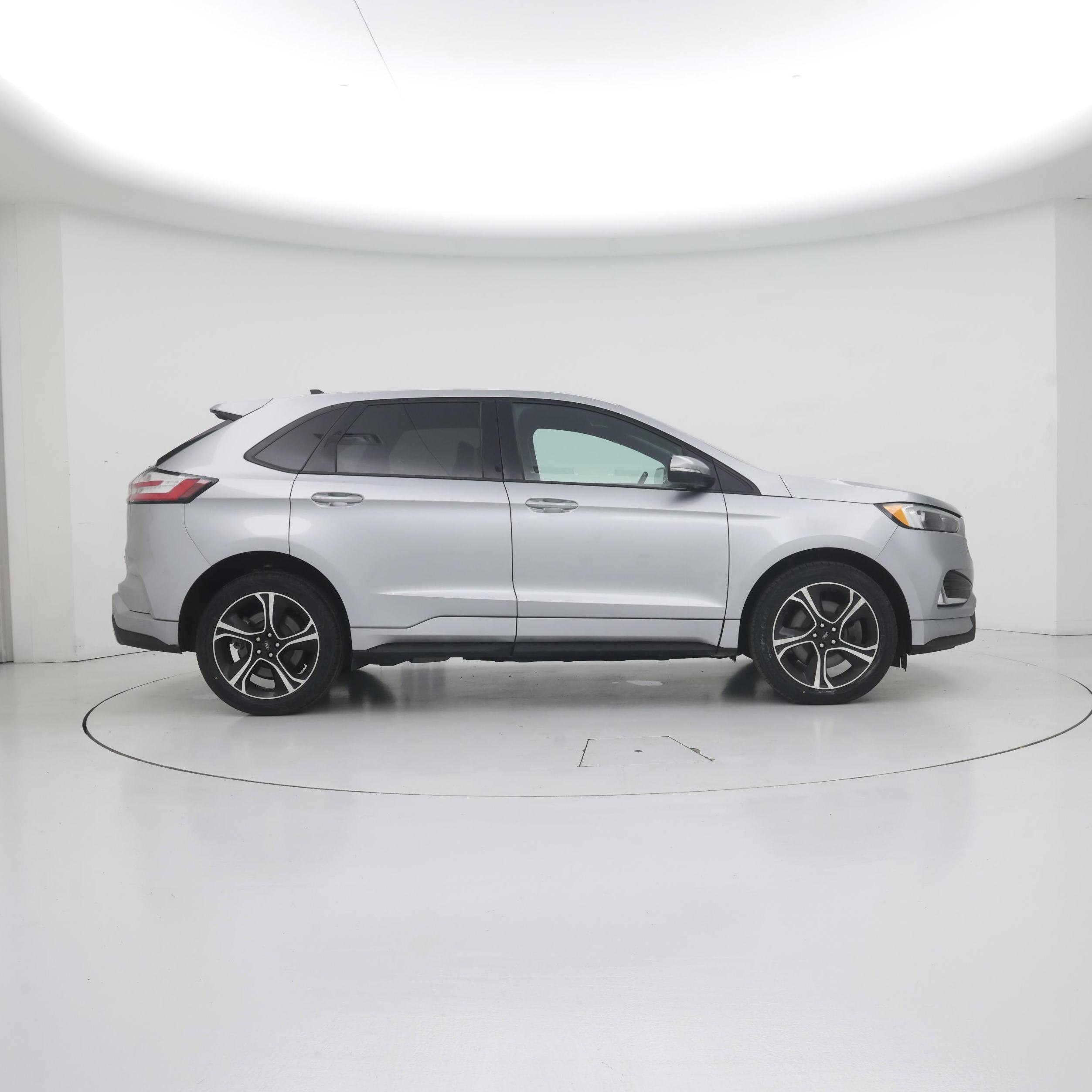 Thumbnail: 2023 Ford Edge - 7