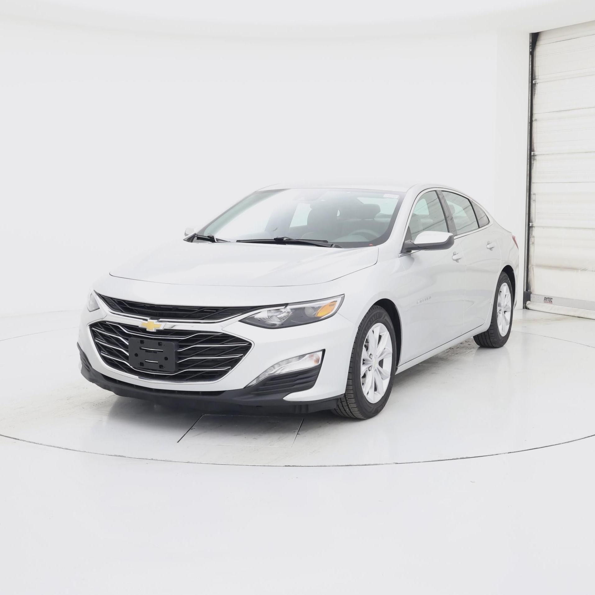 Thumbnail: 2021 Chevrolet Malibu - 4