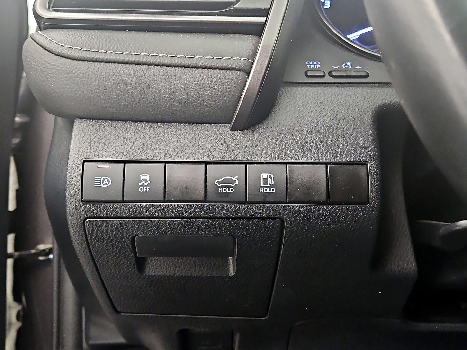 Thumbnail: 2024 Toyota Camry - 13