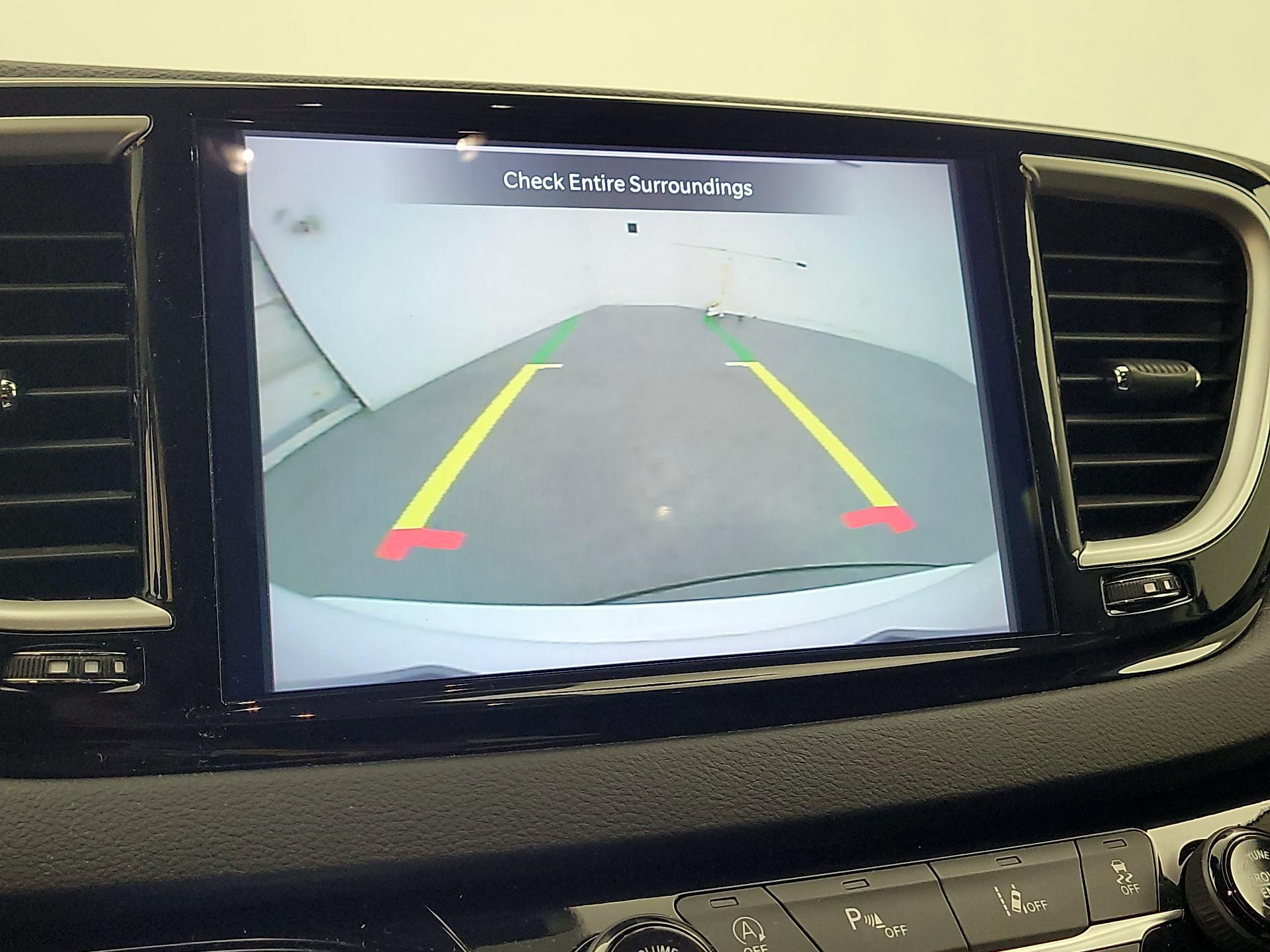 Thumbnail: 2024 Chrysler Pacifica - 14