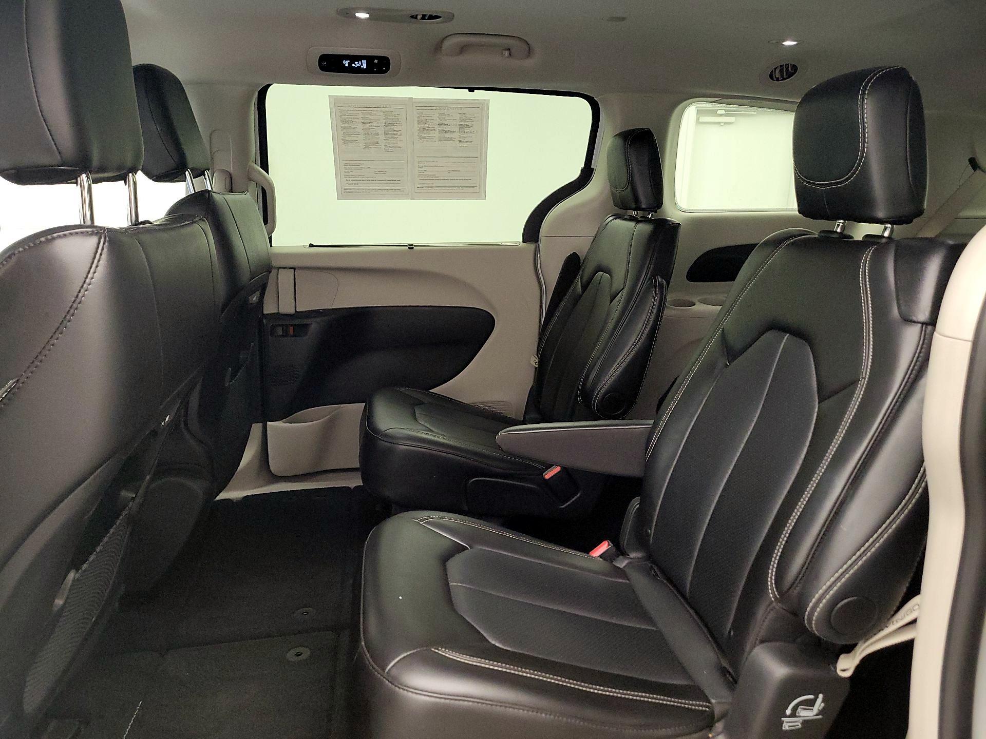 Thumbnail: 2024 Chrysler Pacifica - 19