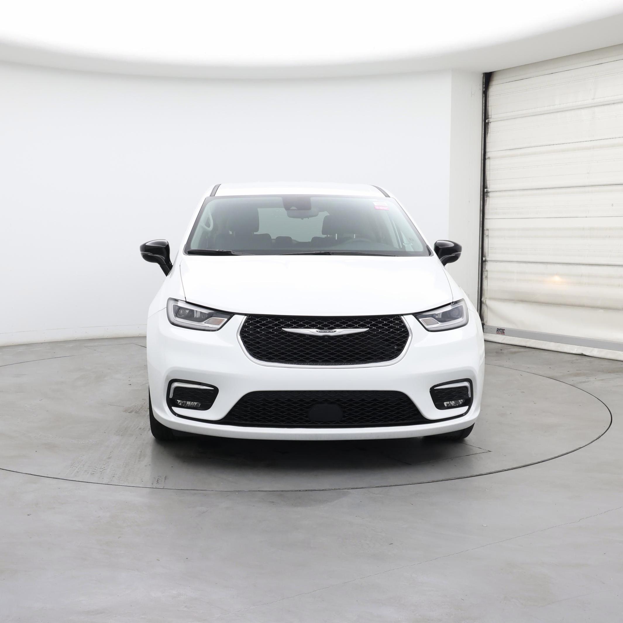 Thumbnail: 2024 Chrysler Pacifica - 5