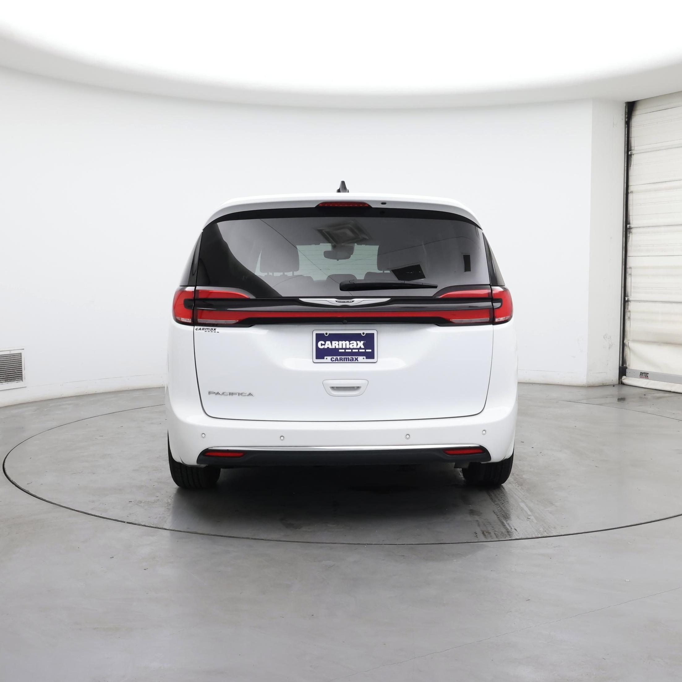 Thumbnail: 2024 Chrysler Pacifica - 6